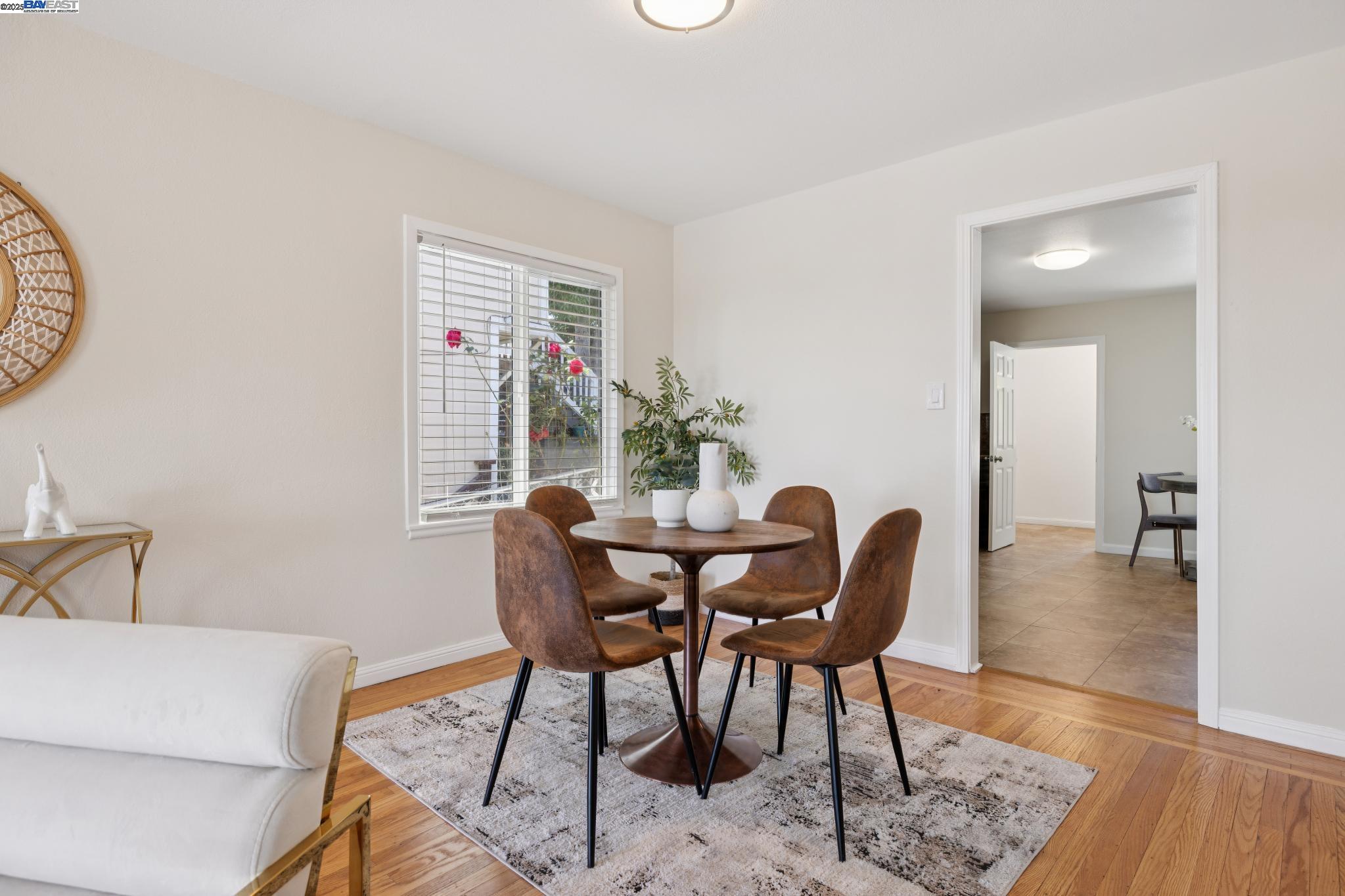 Detail Gallery Image 13 of 55 For 2643 99th Ave, Oakland,  CA 94605 - 3 Beds | 2 Baths