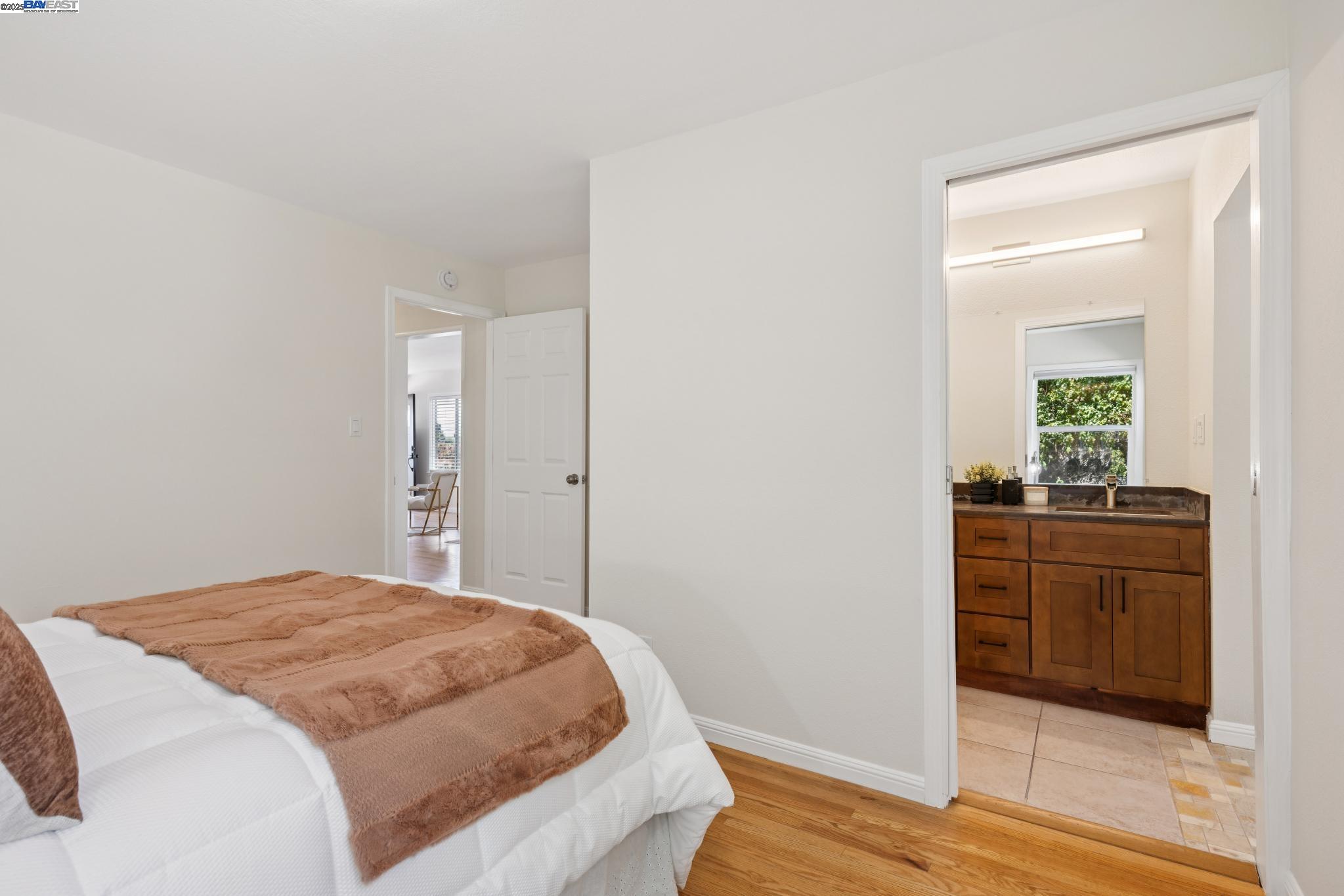 Detail Gallery Image 22 of 55 For 2643 99th Ave, Oakland,  CA 94605 - 3 Beds | 2 Baths