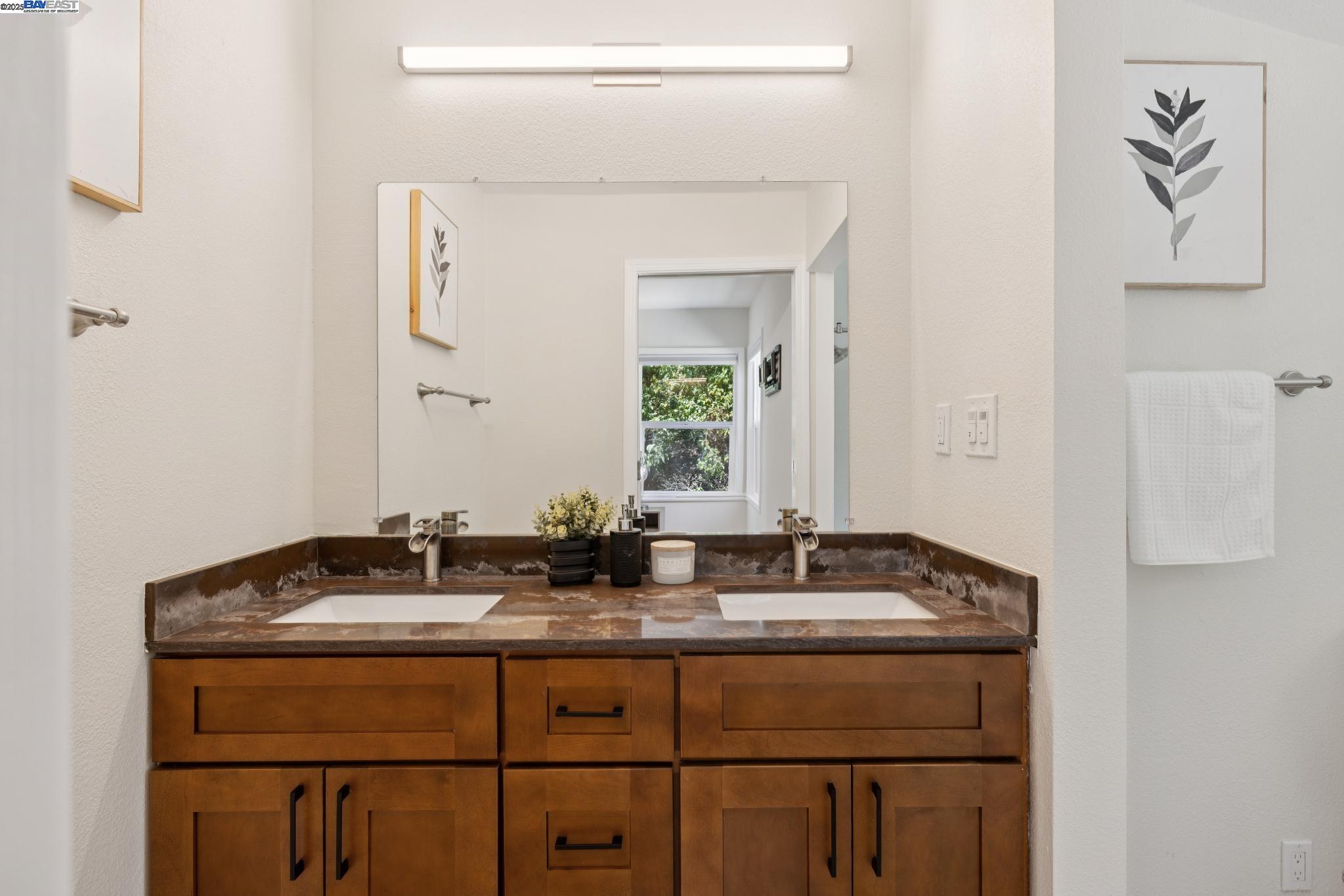 Detail Gallery Image 23 of 55 For 2643 99th Ave, Oakland,  CA 94605 - 3 Beds | 2 Baths