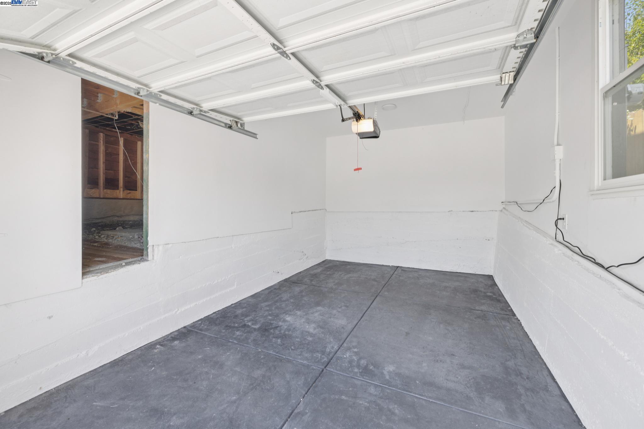 Detail Gallery Image 31 of 55 For 2643 99th Ave, Oakland,  CA 94605 - 3 Beds | 2 Baths