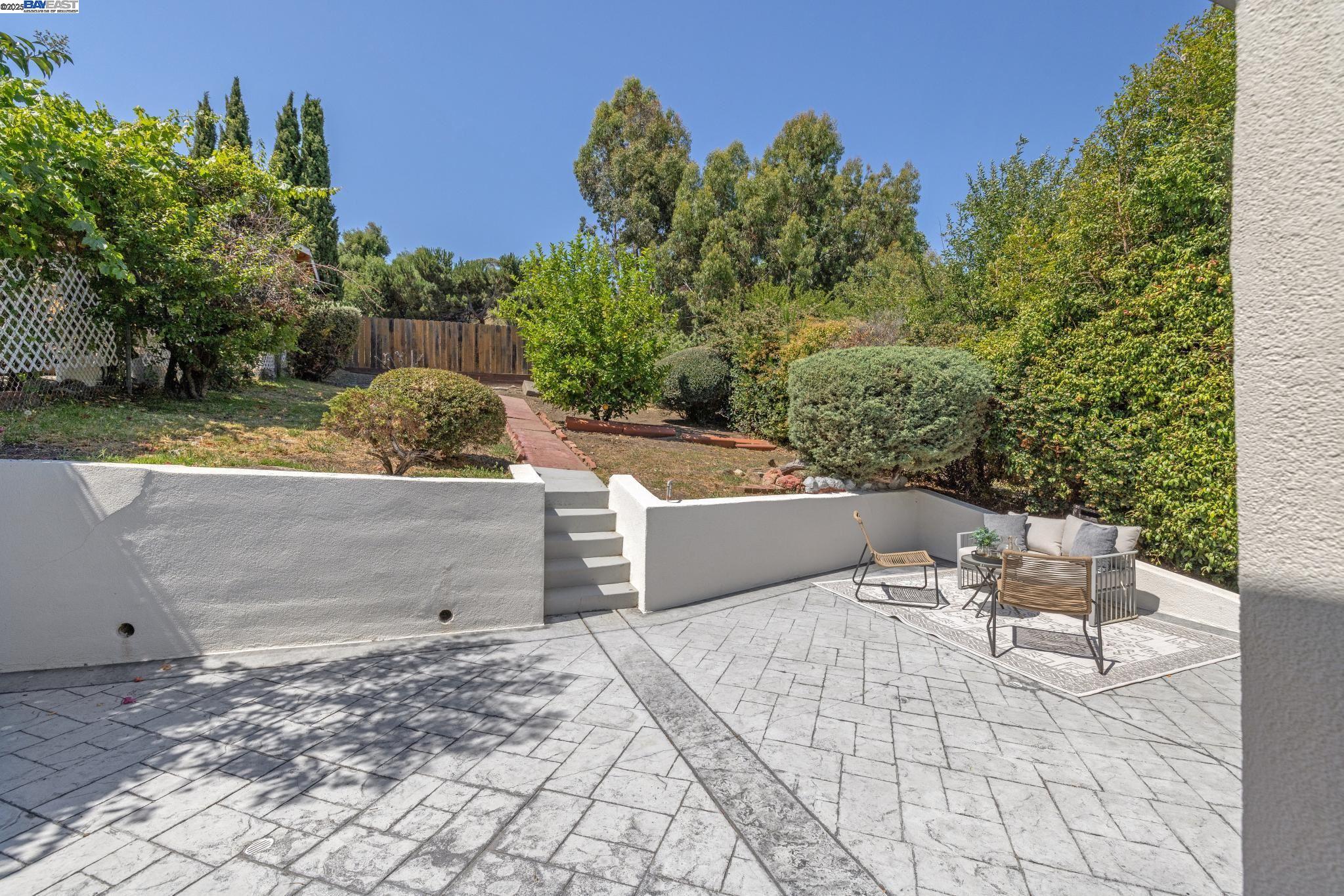 Detail Gallery Image 32 of 55 For 2643 99th Ave, Oakland,  CA 94605 - 3 Beds | 2 Baths