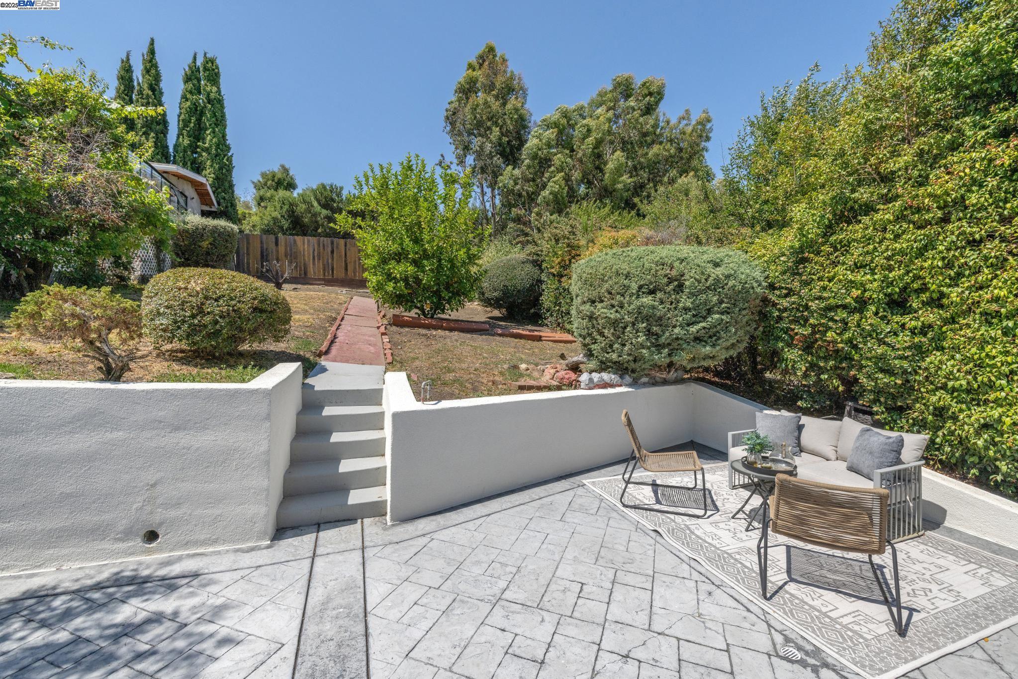 Detail Gallery Image 33 of 55 For 2643 99th Ave, Oakland,  CA 94605 - 3 Beds | 2 Baths