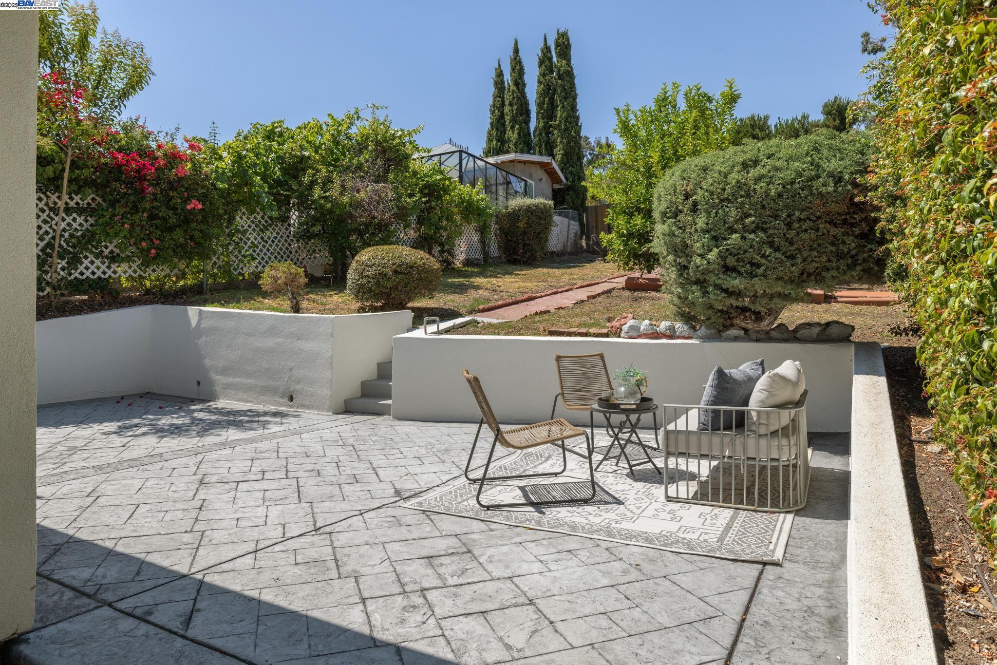 Detail Gallery Image 37 of 55 For 2643 99th Ave, Oakland,  CA 94605 - 3 Beds | 2 Baths