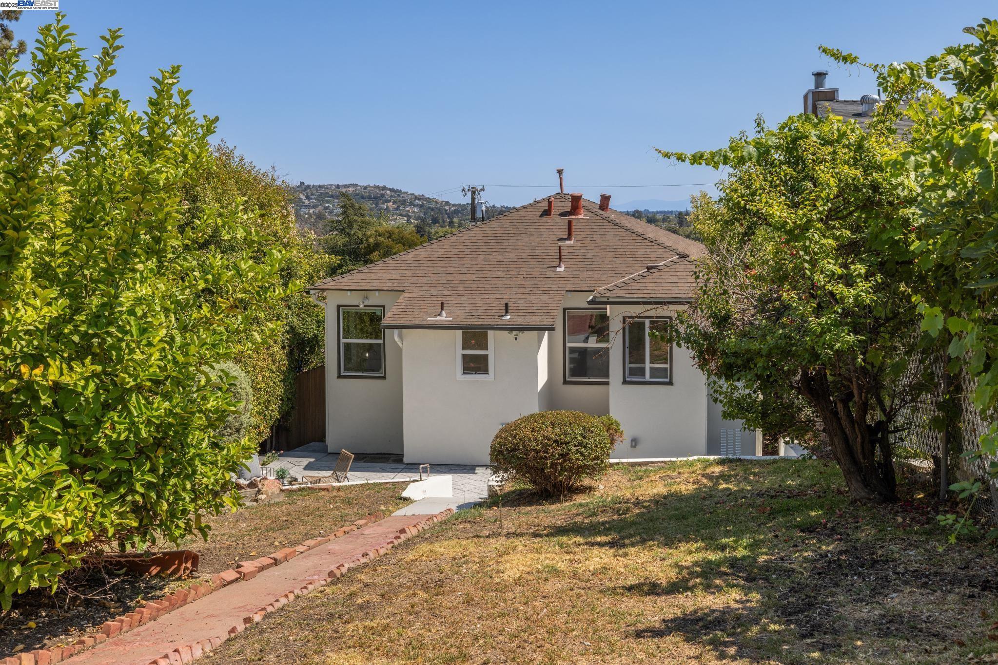 Detail Gallery Image 42 of 55 For 2643 99th Ave, Oakland,  CA 94605 - 3 Beds | 2 Baths
