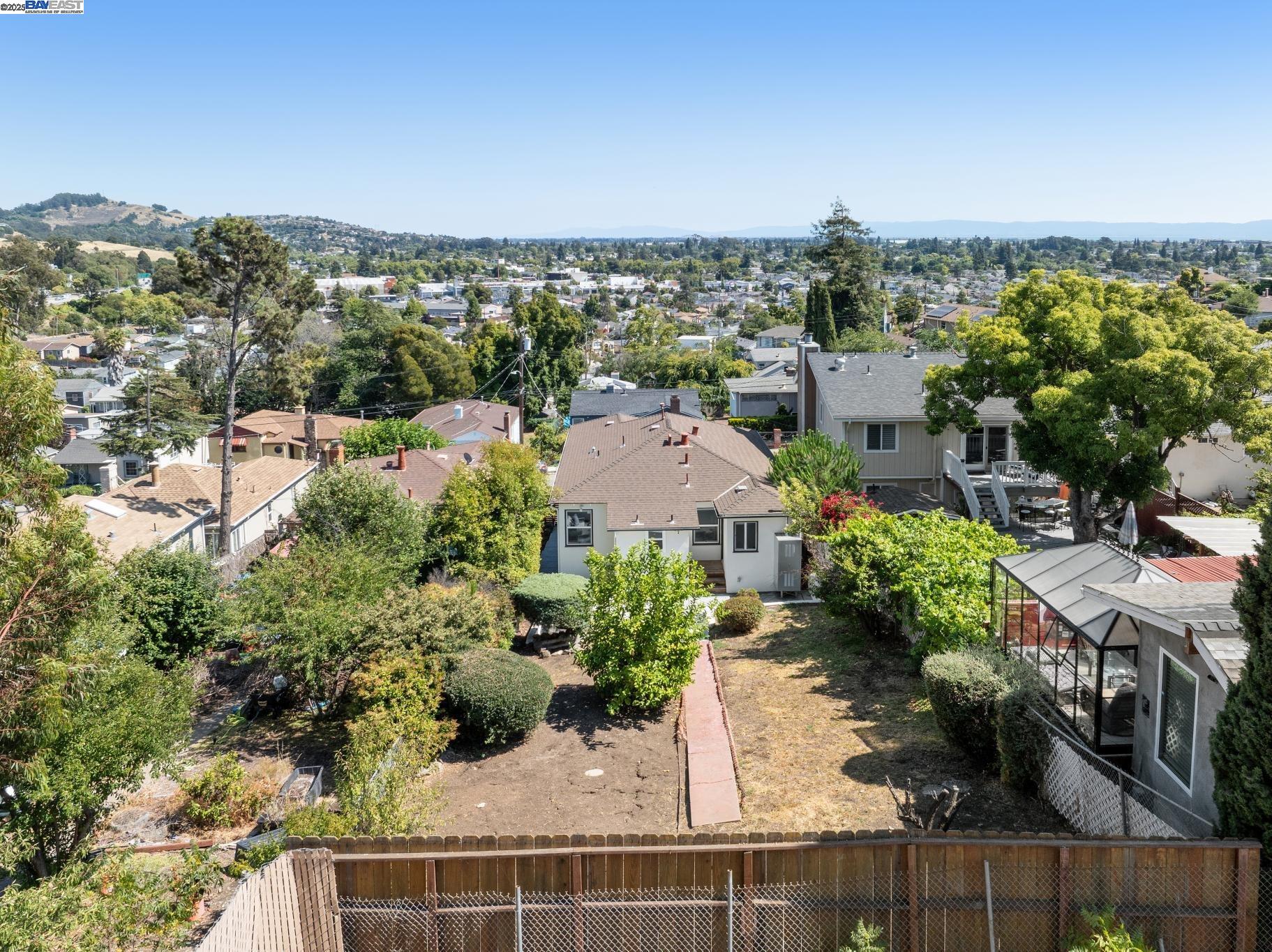 Detail Gallery Image 49 of 55 For 2643 99th Ave, Oakland,  CA 94605 - 3 Beds | 2 Baths