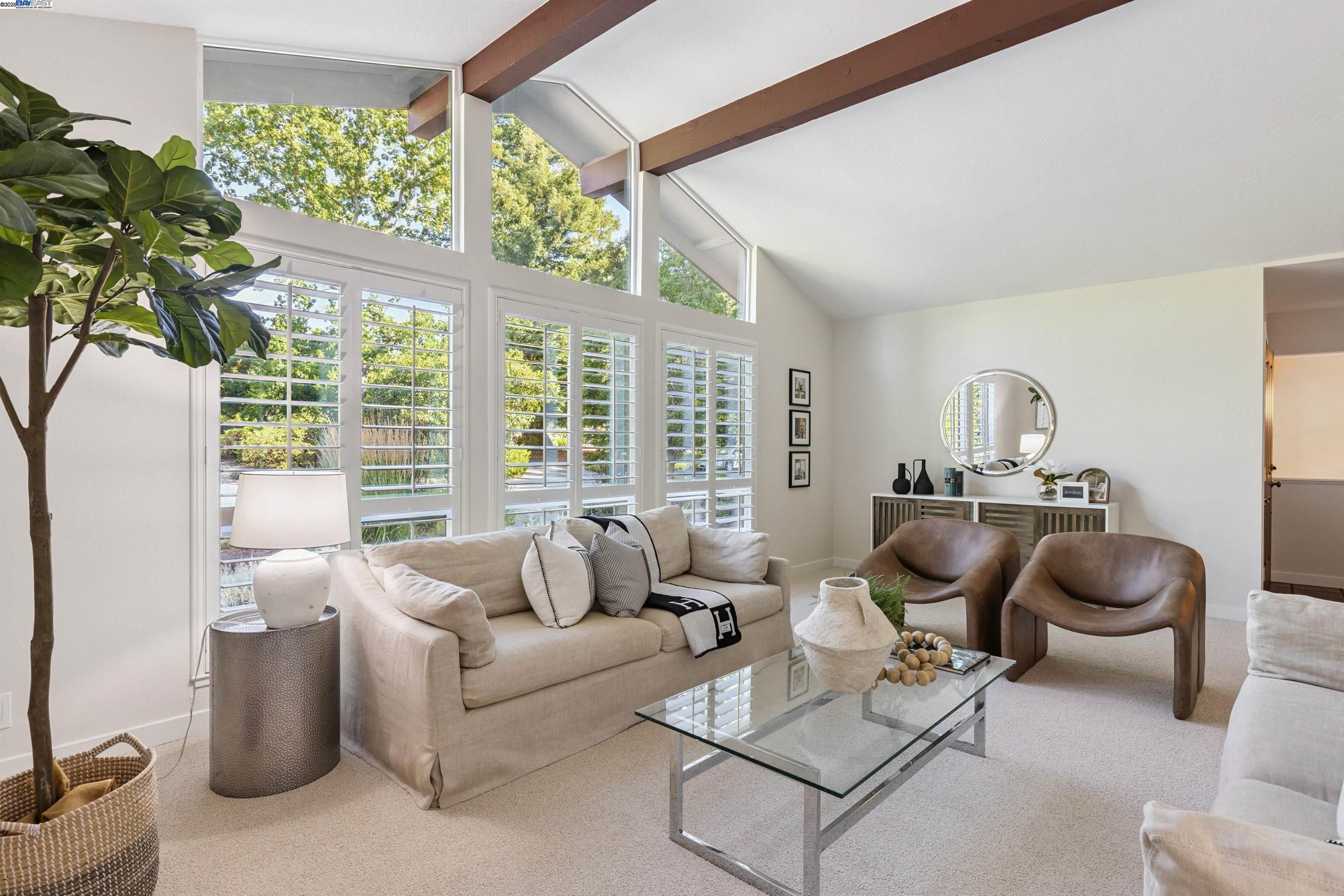 Detail Gallery Image 16 of 60 For 146 via Copla, Alamo,  CA 94507 - 5 Beds | 3 Baths