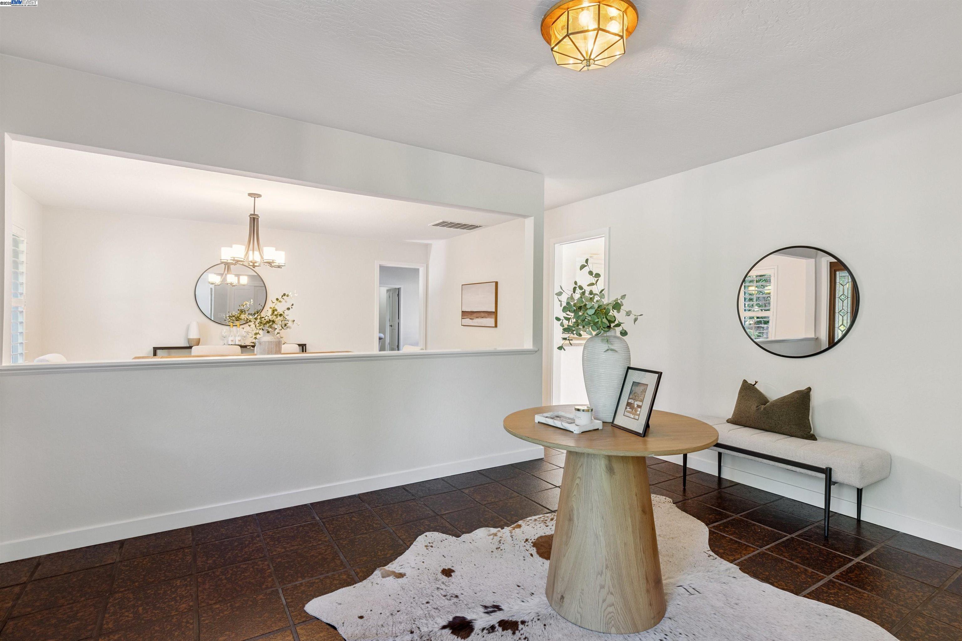 Detail Gallery Image 17 of 60 For 146 via Copla, Alamo,  CA 94507 - 5 Beds | 3 Baths