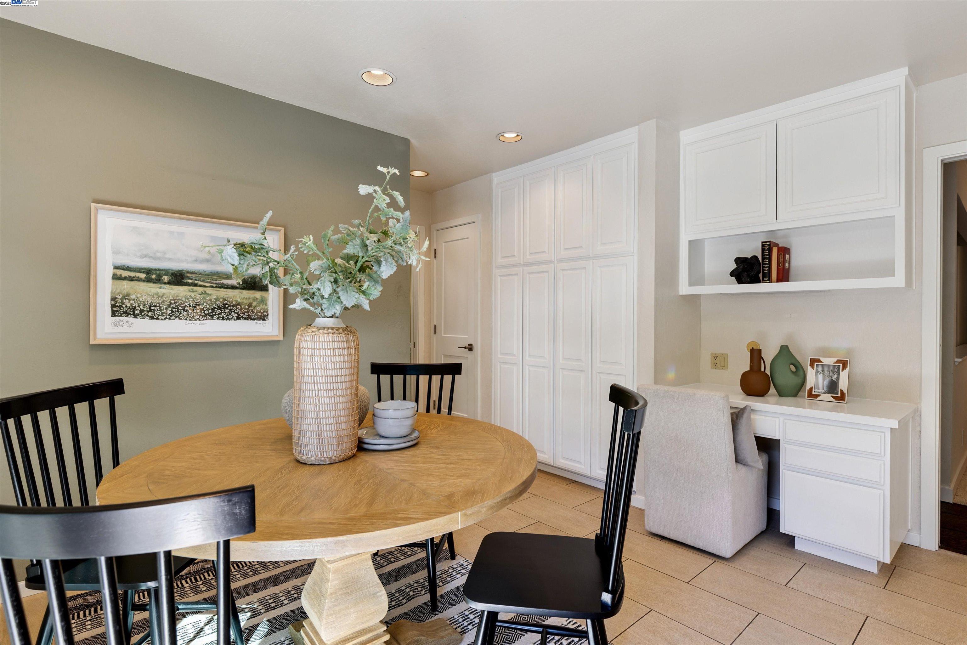 Detail Gallery Image 25 of 60 For 146 via Copla, Alamo,  CA 94507 - 5 Beds | 3 Baths