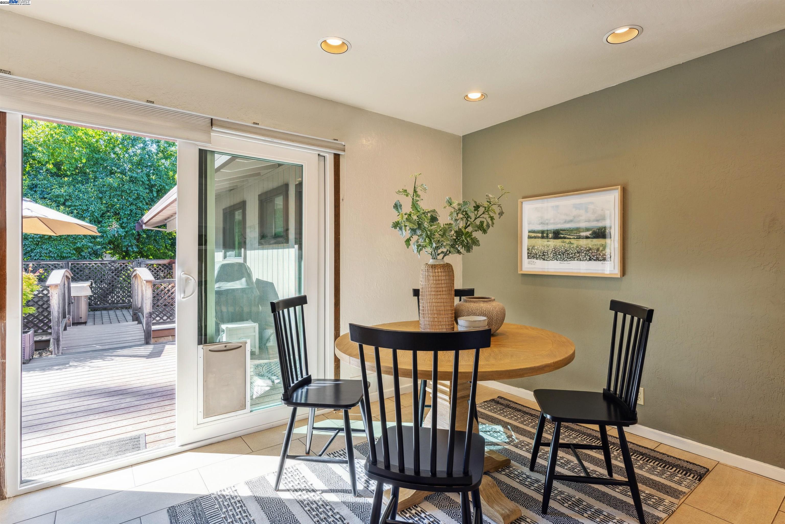 Detail Gallery Image 26 of 59 For 146 via Copla, Alamo,  CA 94507 - 5 Beds | 3 Baths