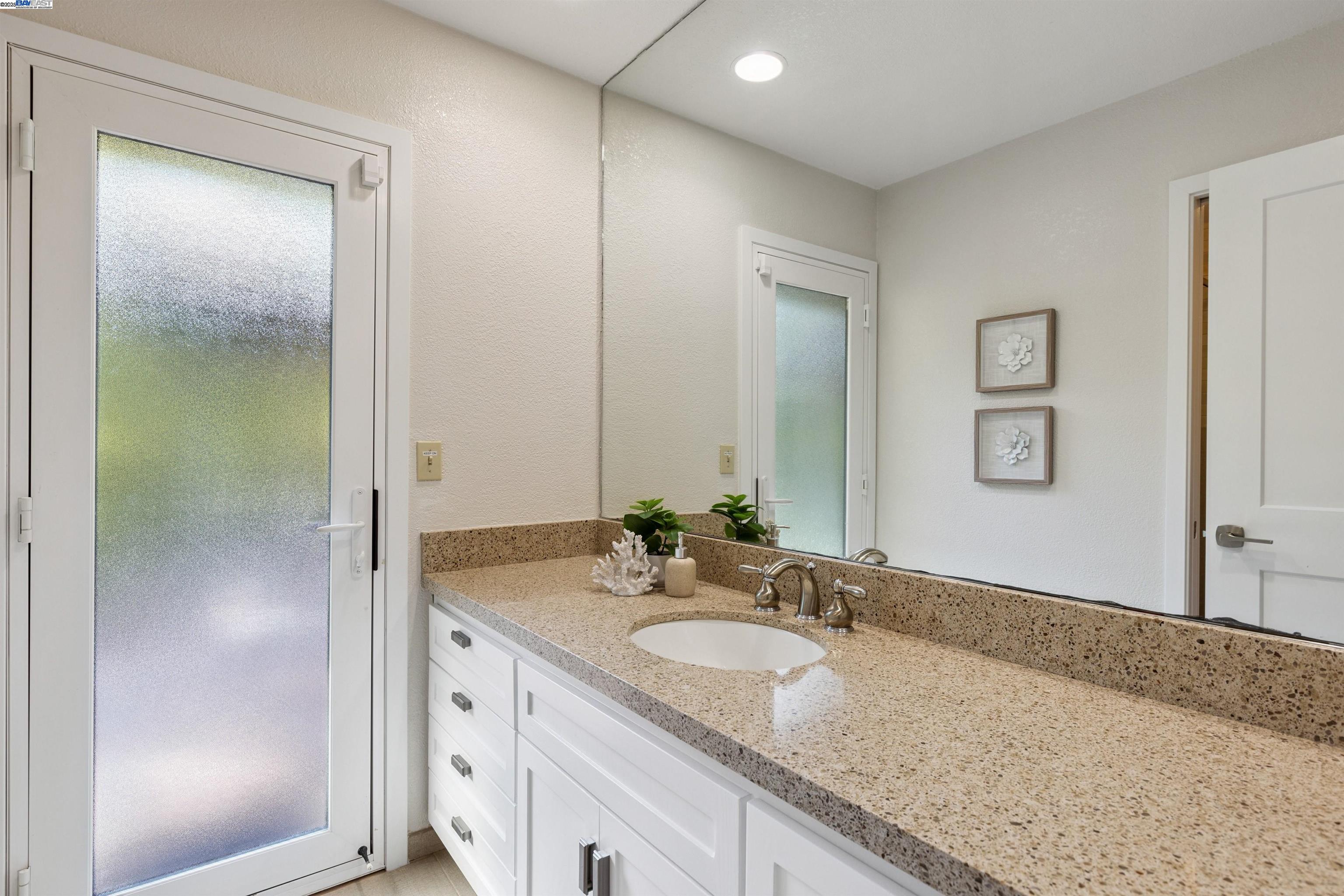 Detail Gallery Image 28 of 59 For 146 via Copla, Alamo,  CA 94507 - 5 Beds | 3 Baths