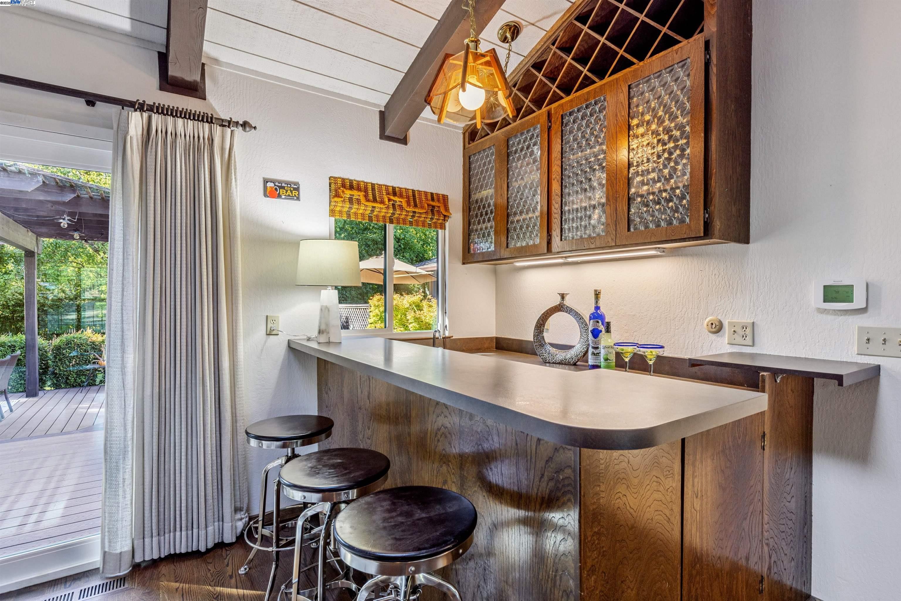 Detail Gallery Image 30 of 60 For 146 via Copla, Alamo,  CA 94507 - 5 Beds | 3 Baths