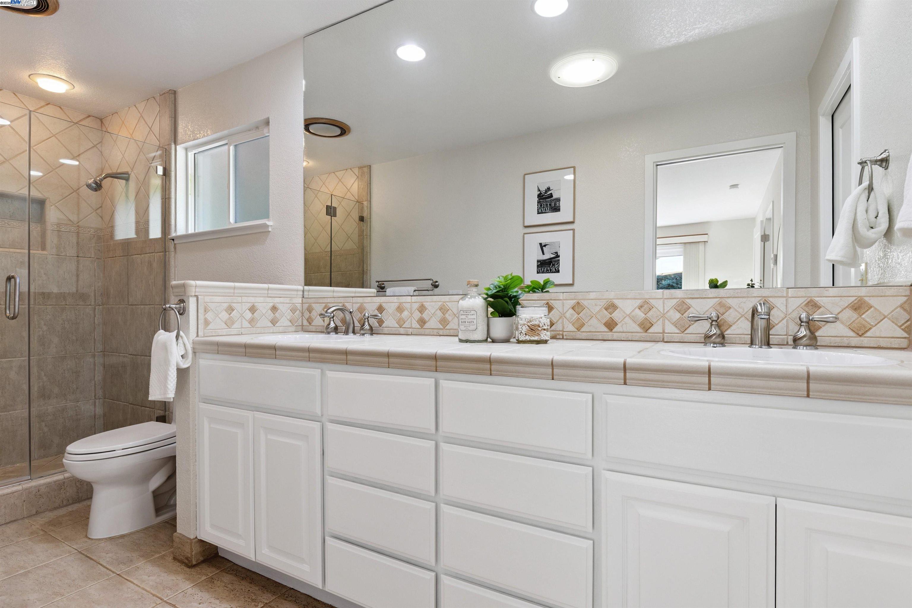 Detail Gallery Image 43 of 60 For 146 via Copla, Alamo,  CA 94507 - 5 Beds | 3 Baths