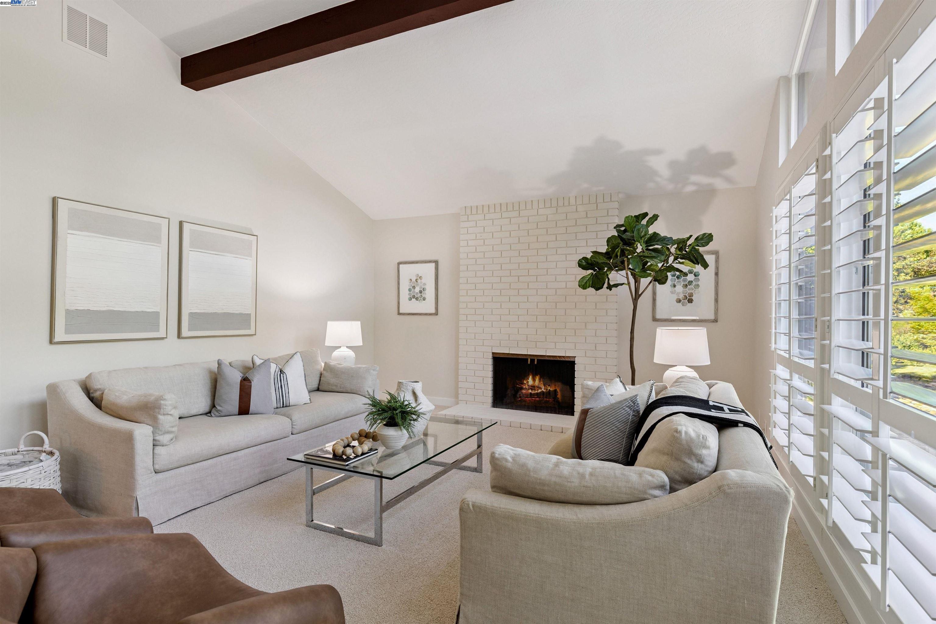 Detail Gallery Image 10 of 60 For 146 via Copla, Alamo,  CA 94507 - 5 Beds | 3 Baths