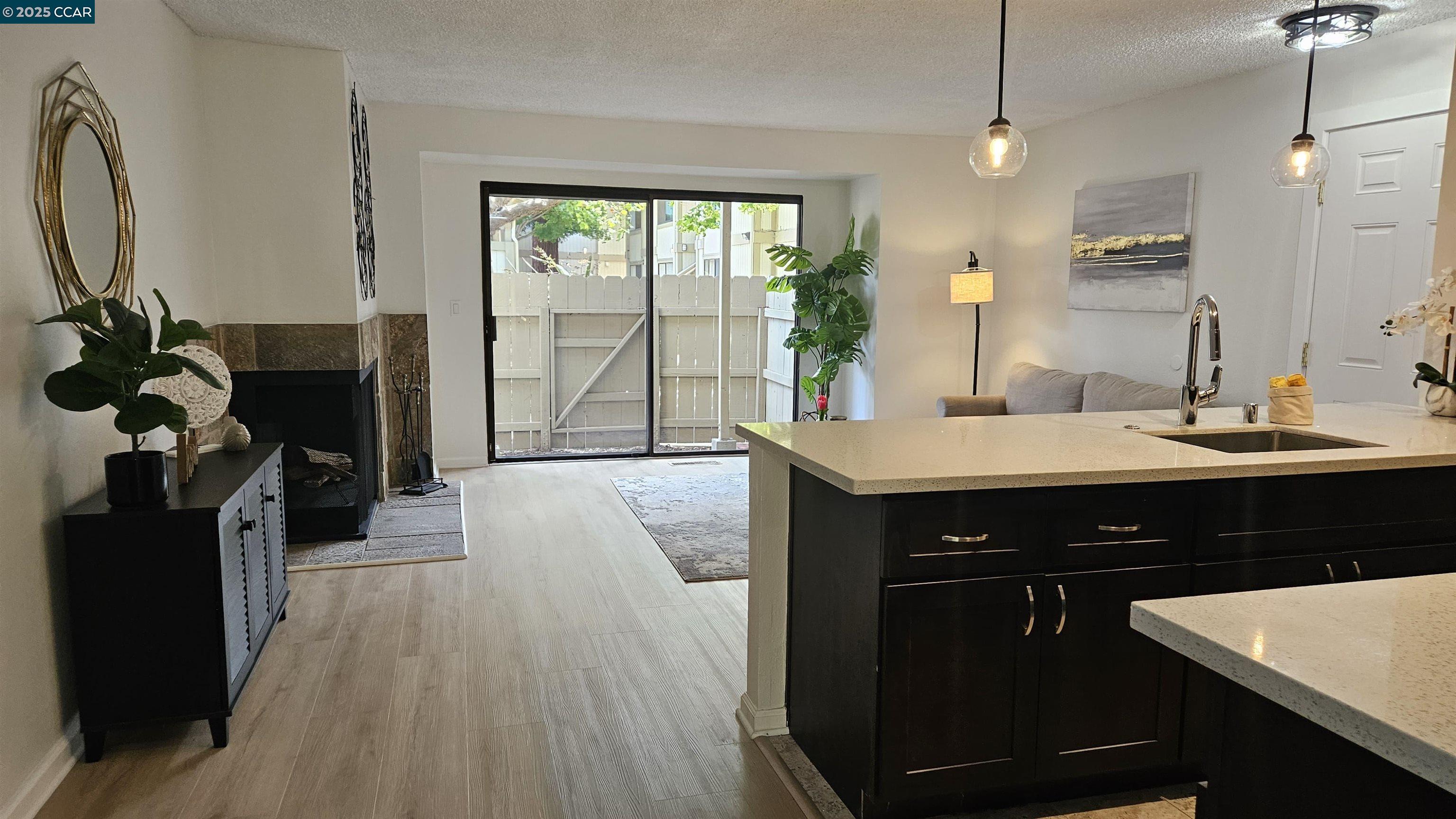 Detail Gallery Image 5 of 15 For 3764 via Verdi, Richmond,  CA 94803 - 2 Beds | 1 Baths