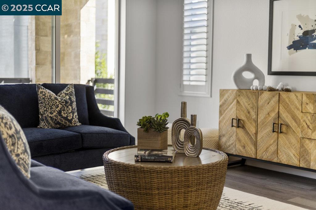 Detail Gallery Image 11 of 56 For 5803 Corbin St, Dublin,  CA 94568 - 5 Beds | 4 Baths