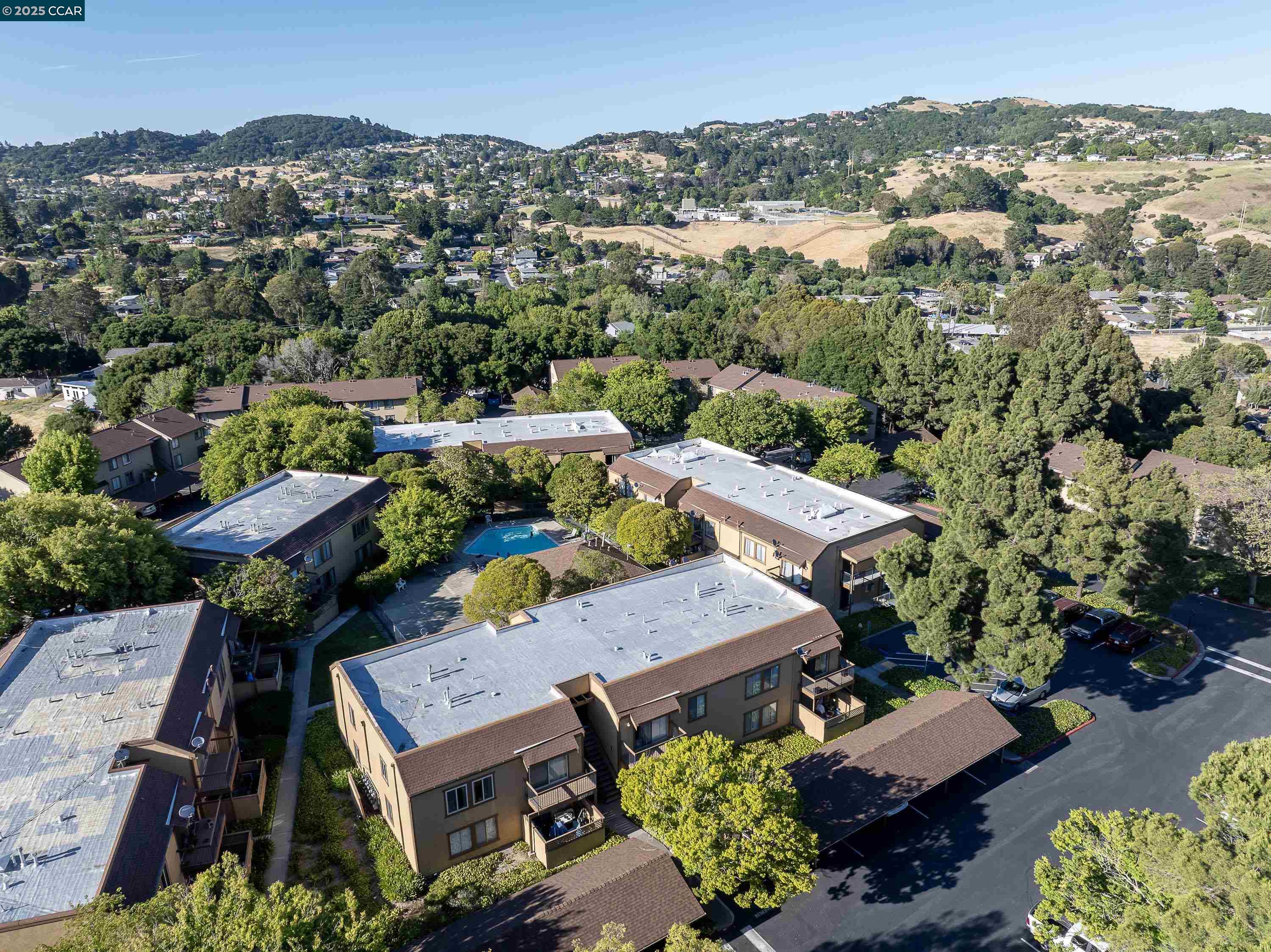 Detail Gallery Image 16 of 18 For 5305 Ridgeview Cir #8,  El Sobrante,  CA 94803 - 1 Beds | 1 Baths