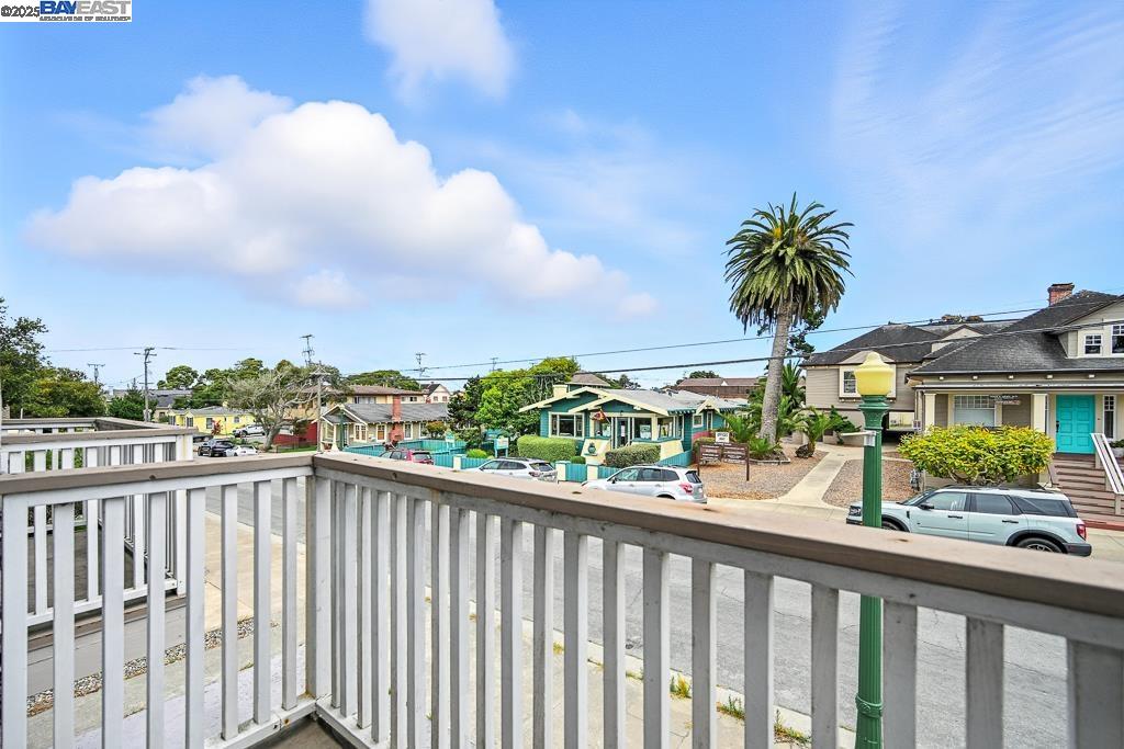 Detail Gallery Image 14 of 58 For 618 Forest Ave, Pacific Grove,  CA 93950 - – Beds | – Baths