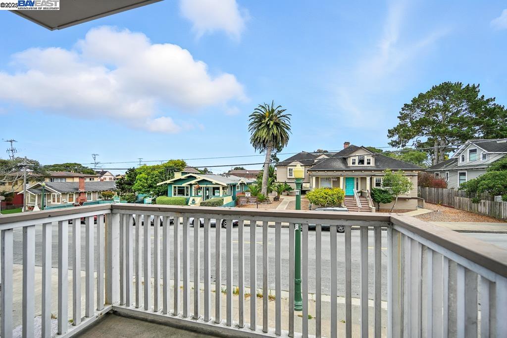 Detail Gallery Image 16 of 58 For 618 Forest Ave, Pacific Grove,  CA 93950 - – Beds | – Baths