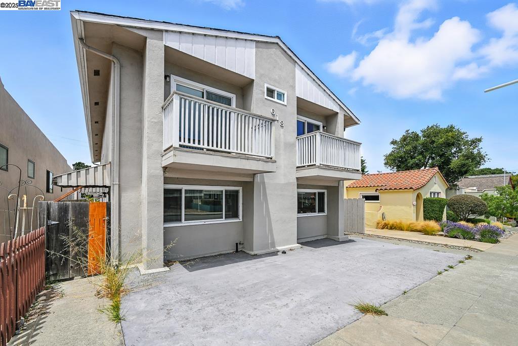 Detail Gallery Image 3 of 58 For 618 Forest Ave, Pacific Grove,  CA 93950 - – Beds | – Baths