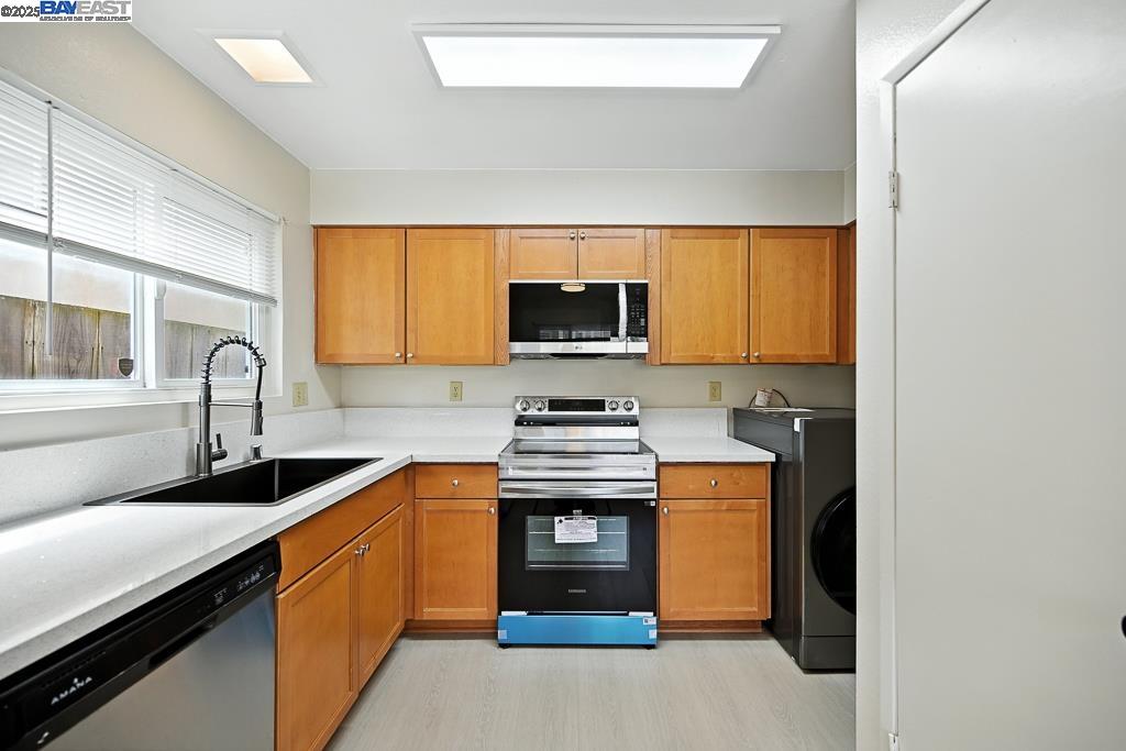 Detail Gallery Image 32 of 58 For 618 Forest Ave, Pacific Grove,  CA 93950 - – Beds | – Baths