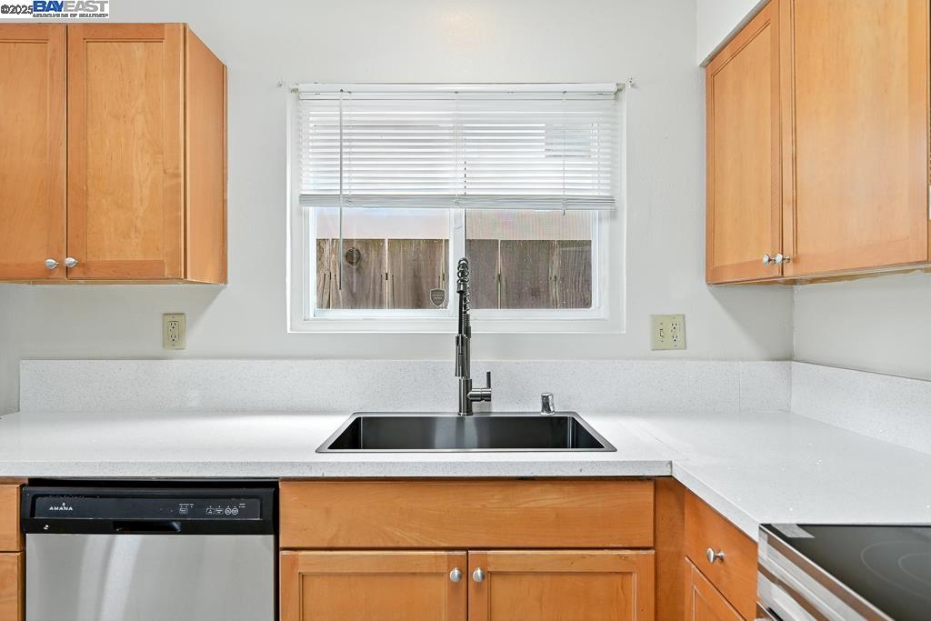 Detail Gallery Image 33 of 58 For 618 Forest Ave, Pacific Grove,  CA 93950 - – Beds | – Baths