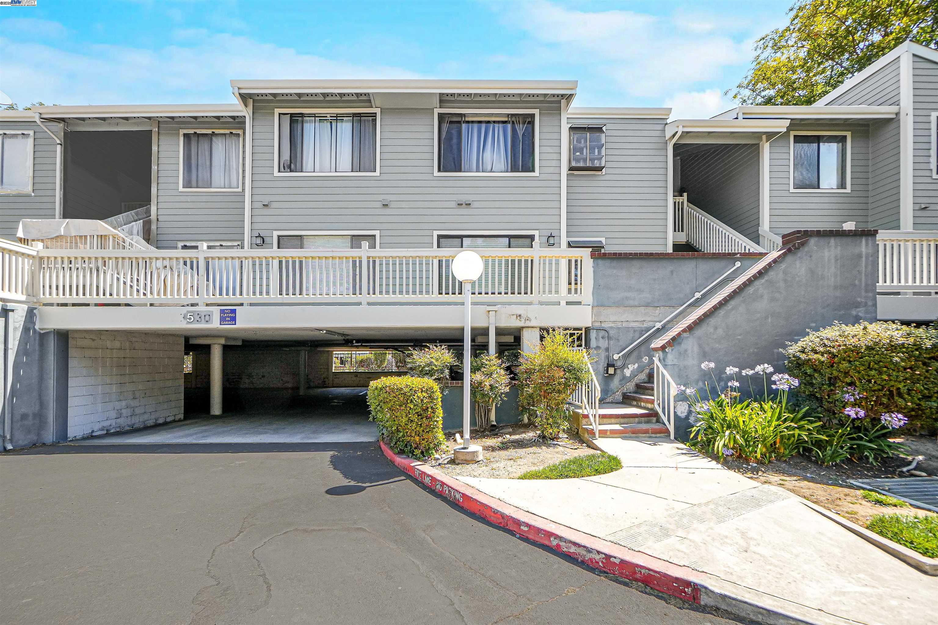 MLS: 41105051 Condo For Sale