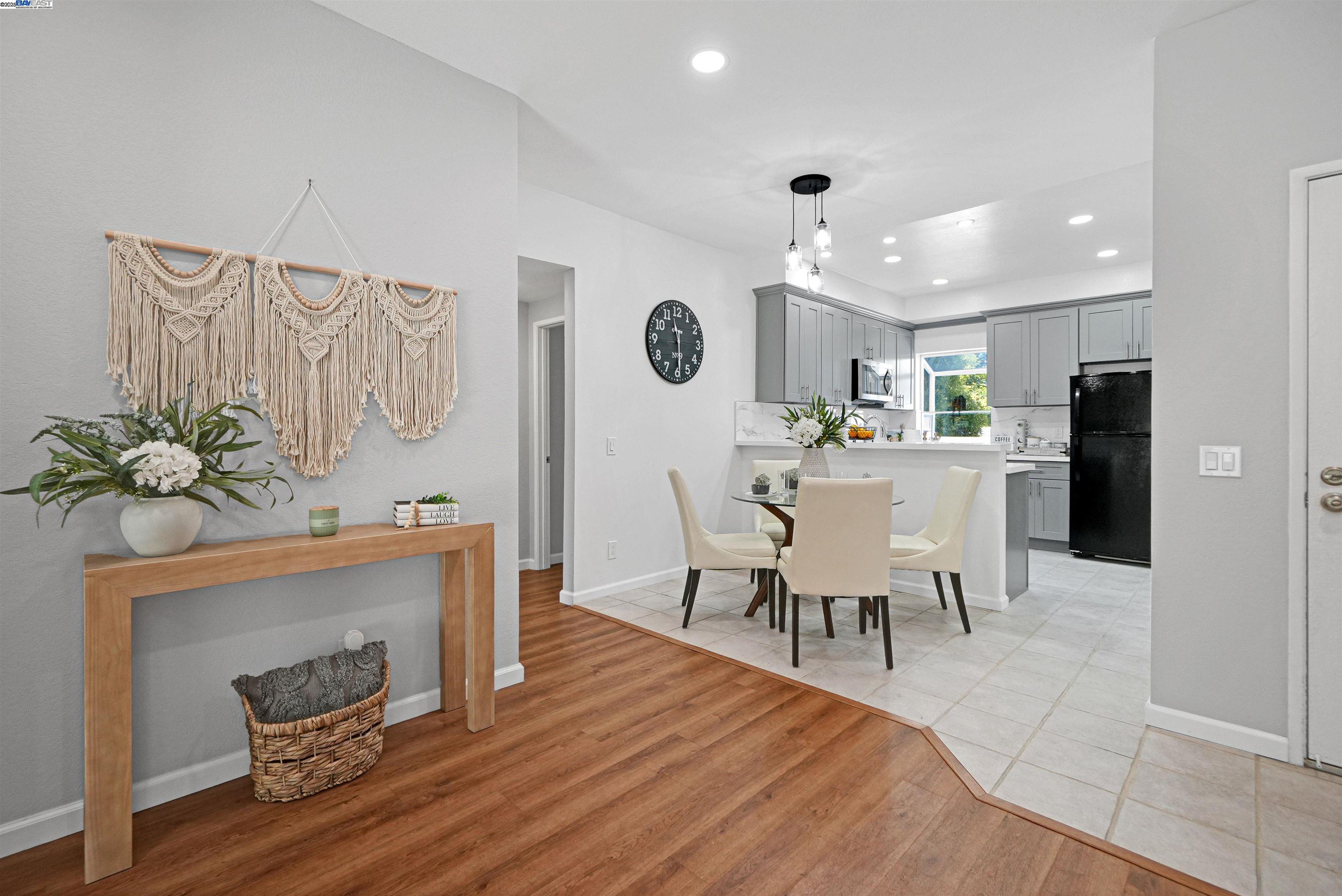 Photo #6: 41105051 Listing 