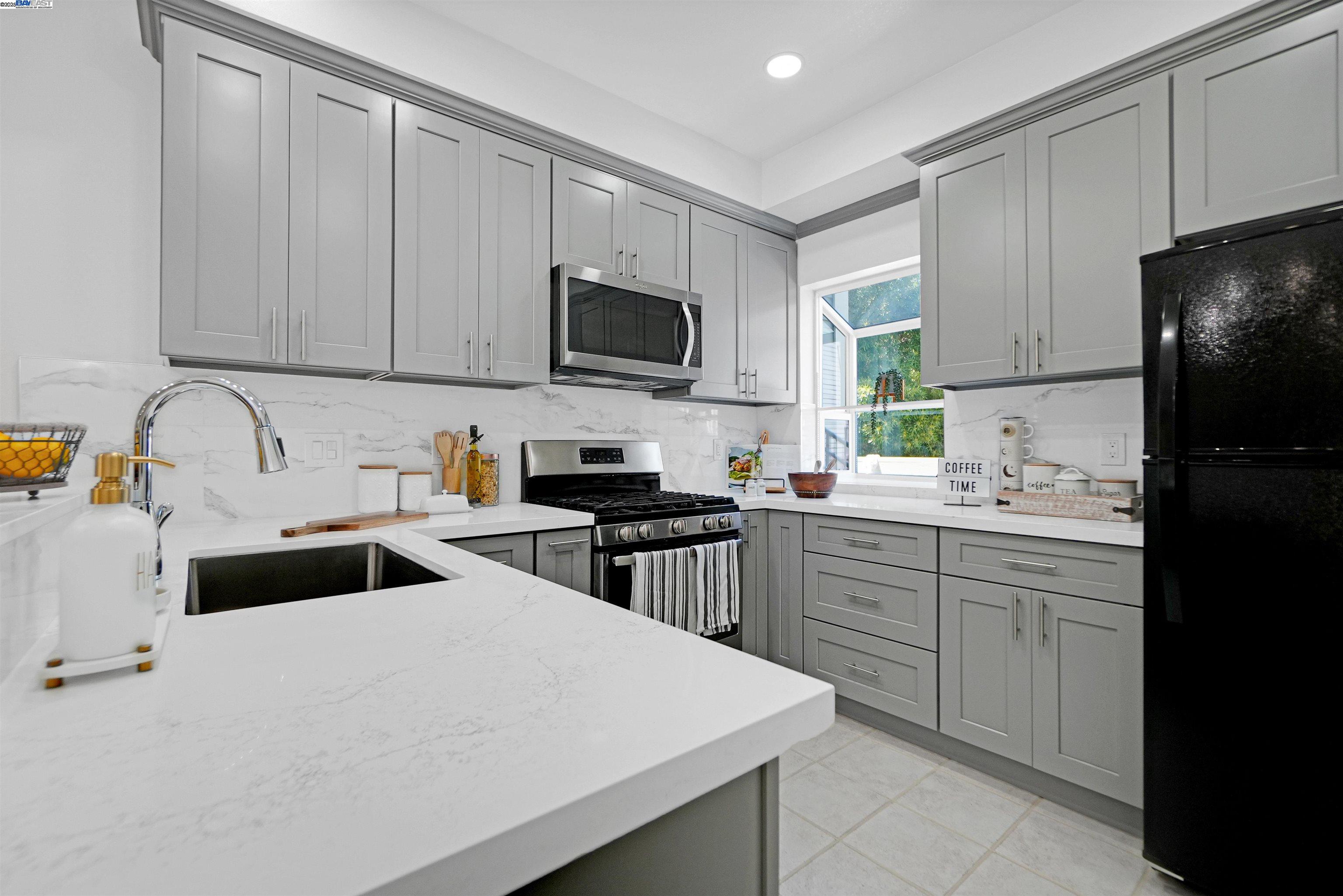 Photo #8: 41105051 Listing: Photo #8