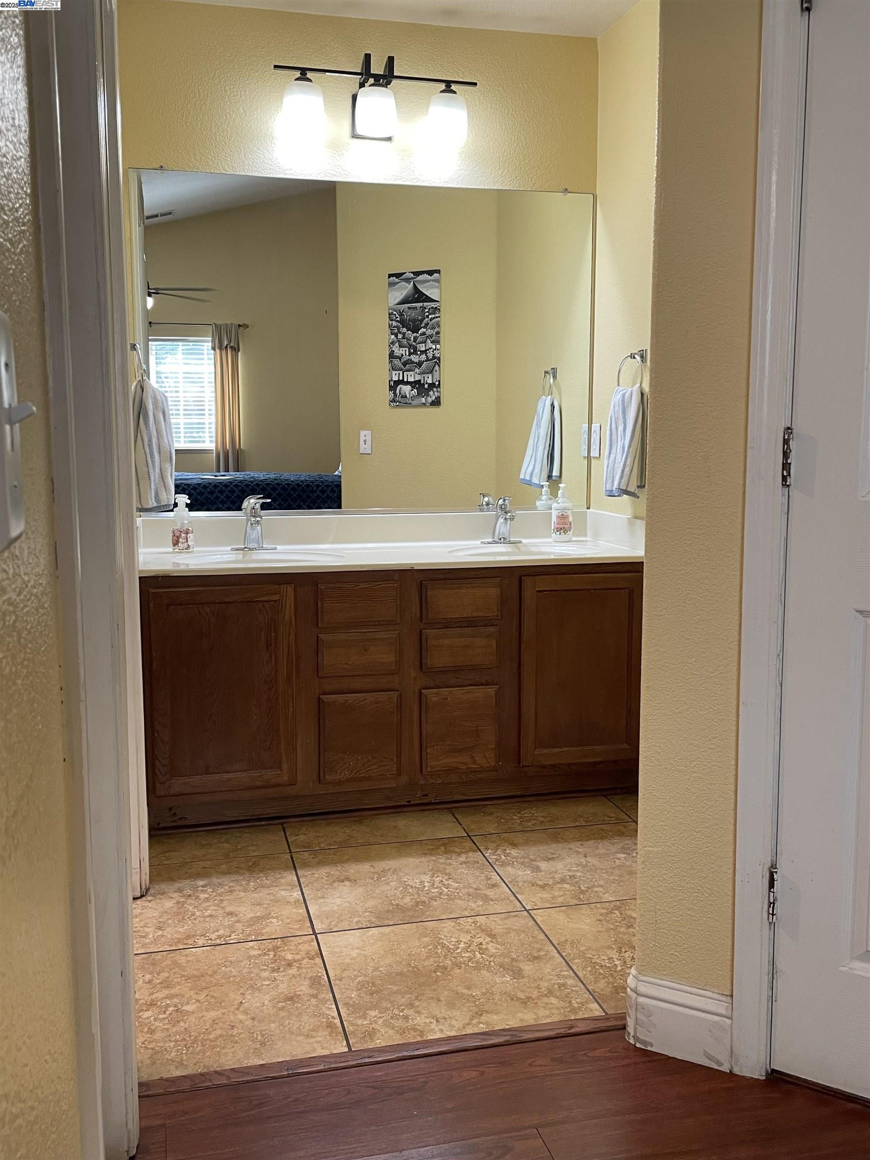 Detail Gallery Image 13 of 24 For 3920 Deshler Ln, Stockton,  CA 95206 - 3 Beds | 2 Baths