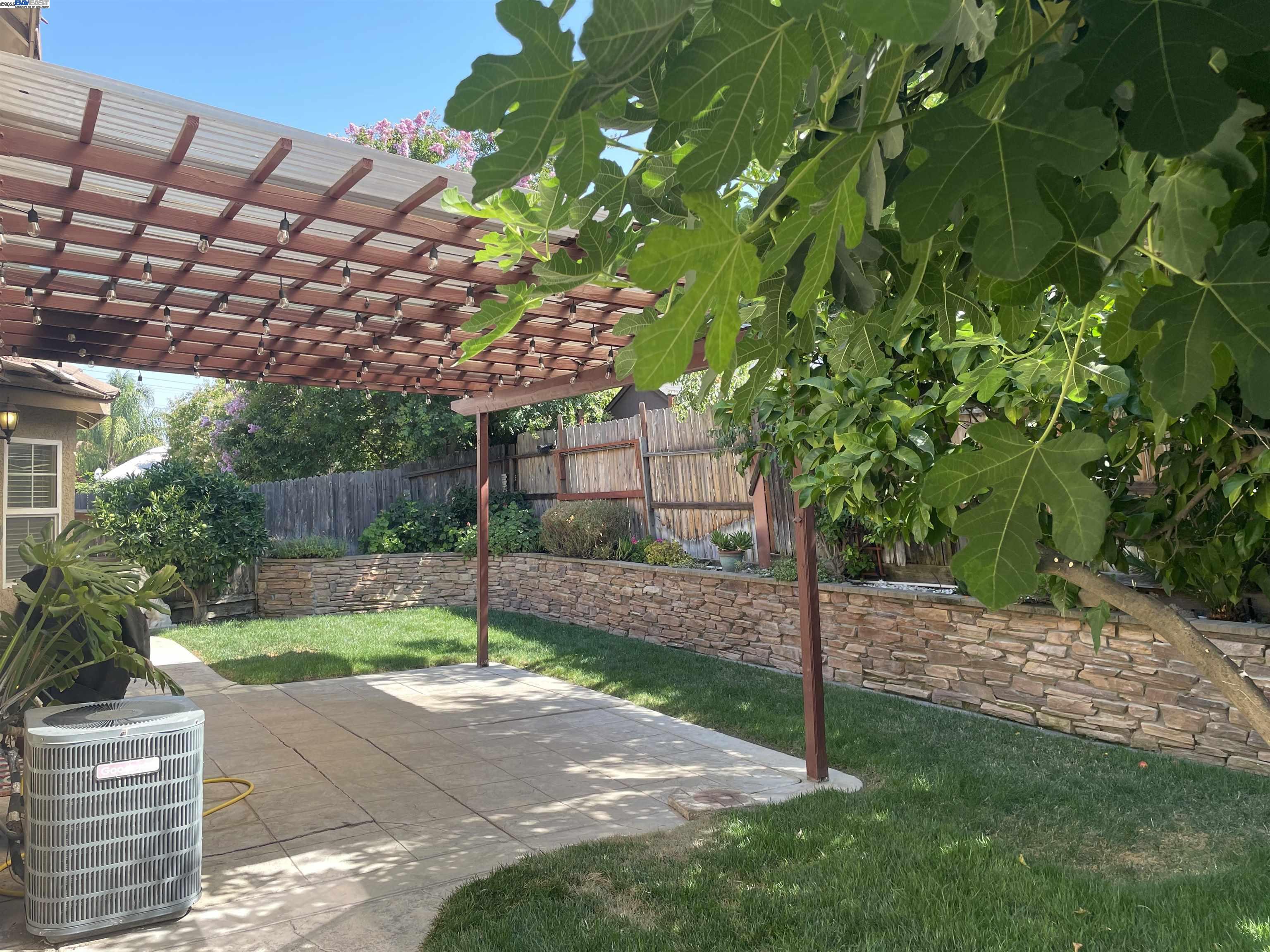 Detail Gallery Image 20 of 24 For 3920 Deshler Ln, Stockton,  CA 95206 - 3 Beds | 2 Baths
