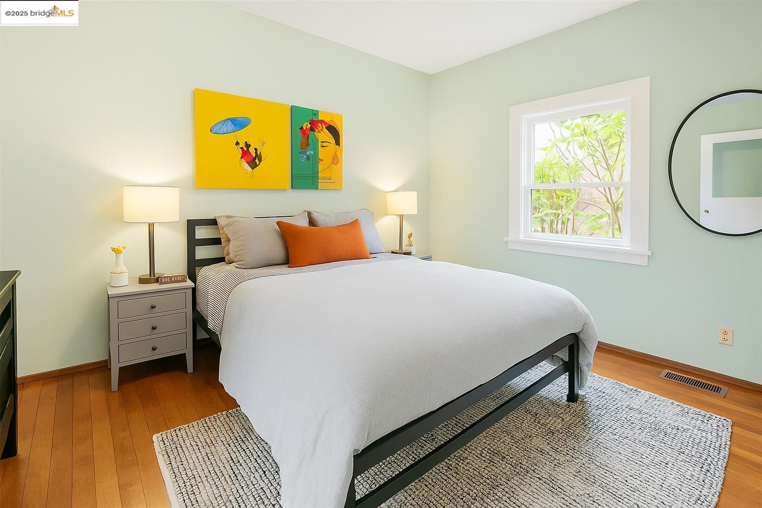 Detail Gallery Image 14 of 25 For 1130 Derby St, Berkeley,  CA 94702 - 1 Beds | 1 Baths