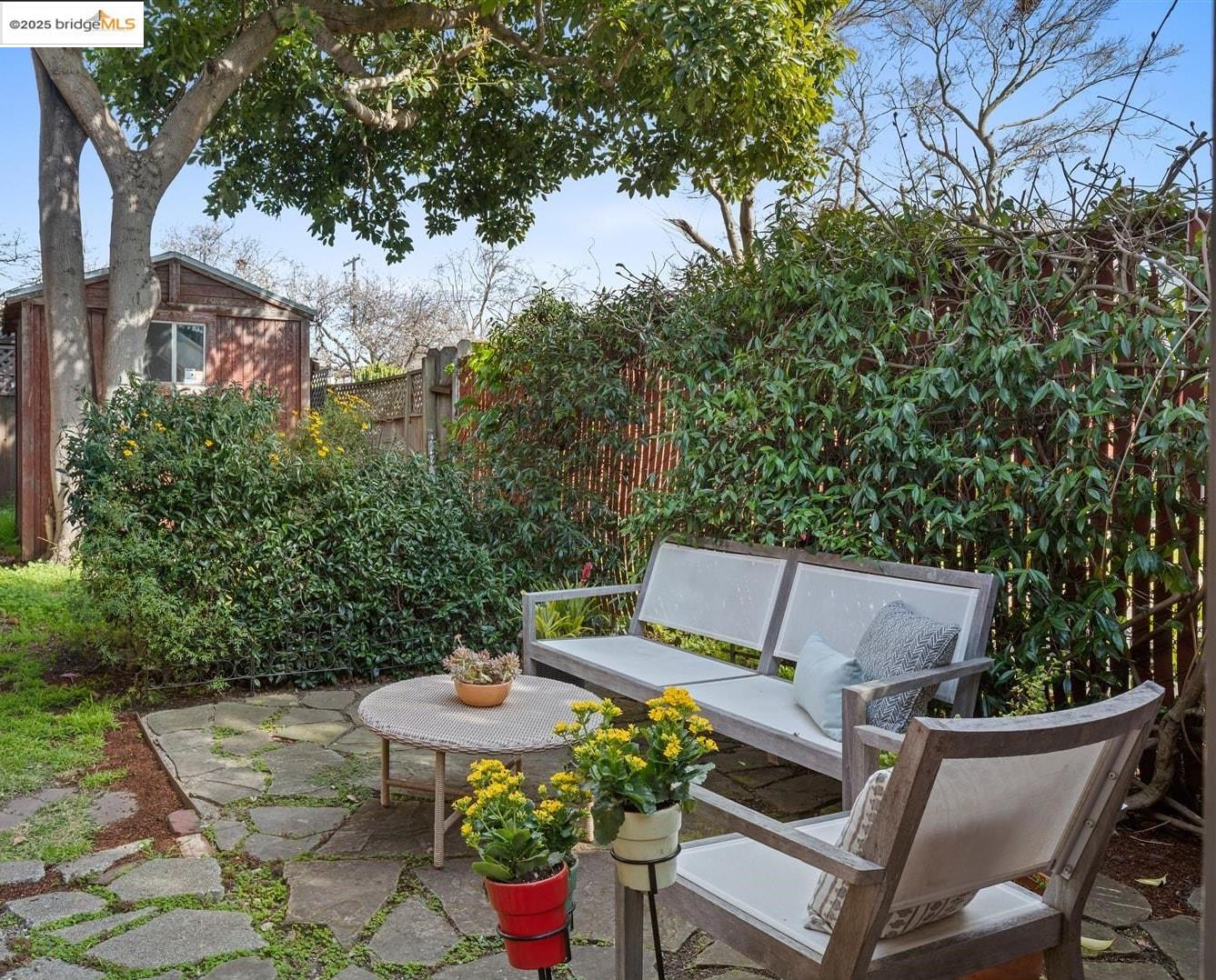 Detail Gallery Image 19 of 25 For 1130 Derby St, Berkeley,  CA 94702 - 1 Beds | 1 Baths