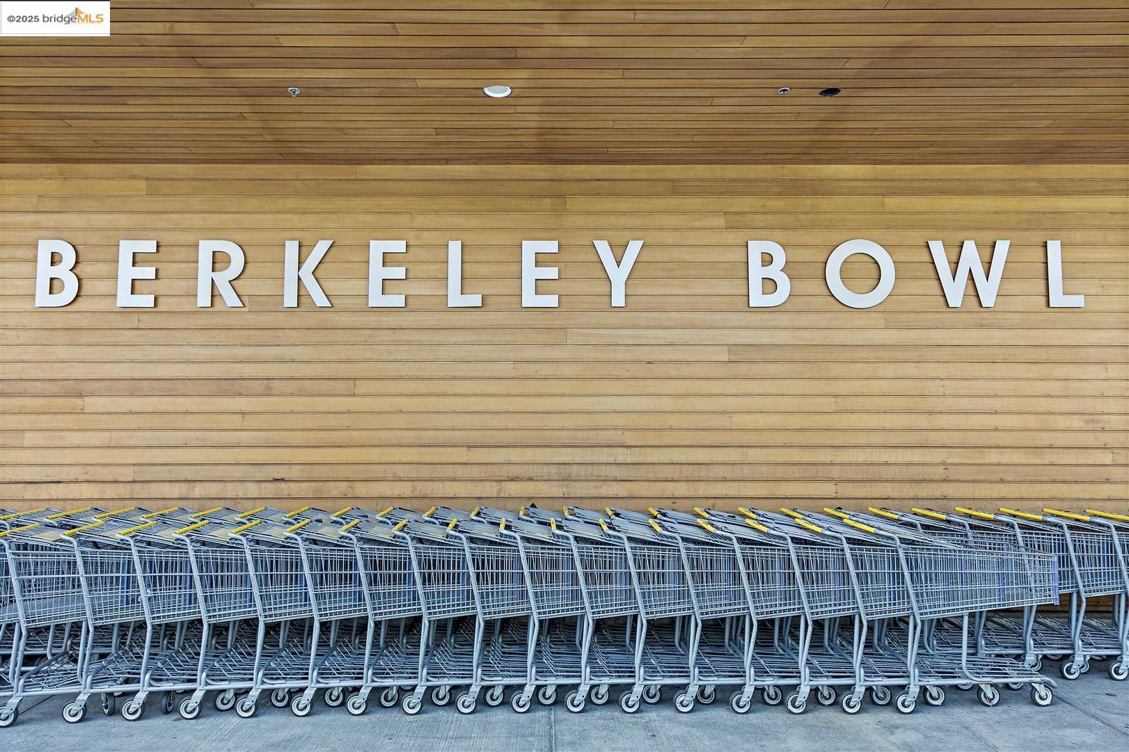 Detail Gallery Image 22 of 25 For 1130 Derby St, Berkeley,  CA 94702 - 1 Beds | 1 Baths