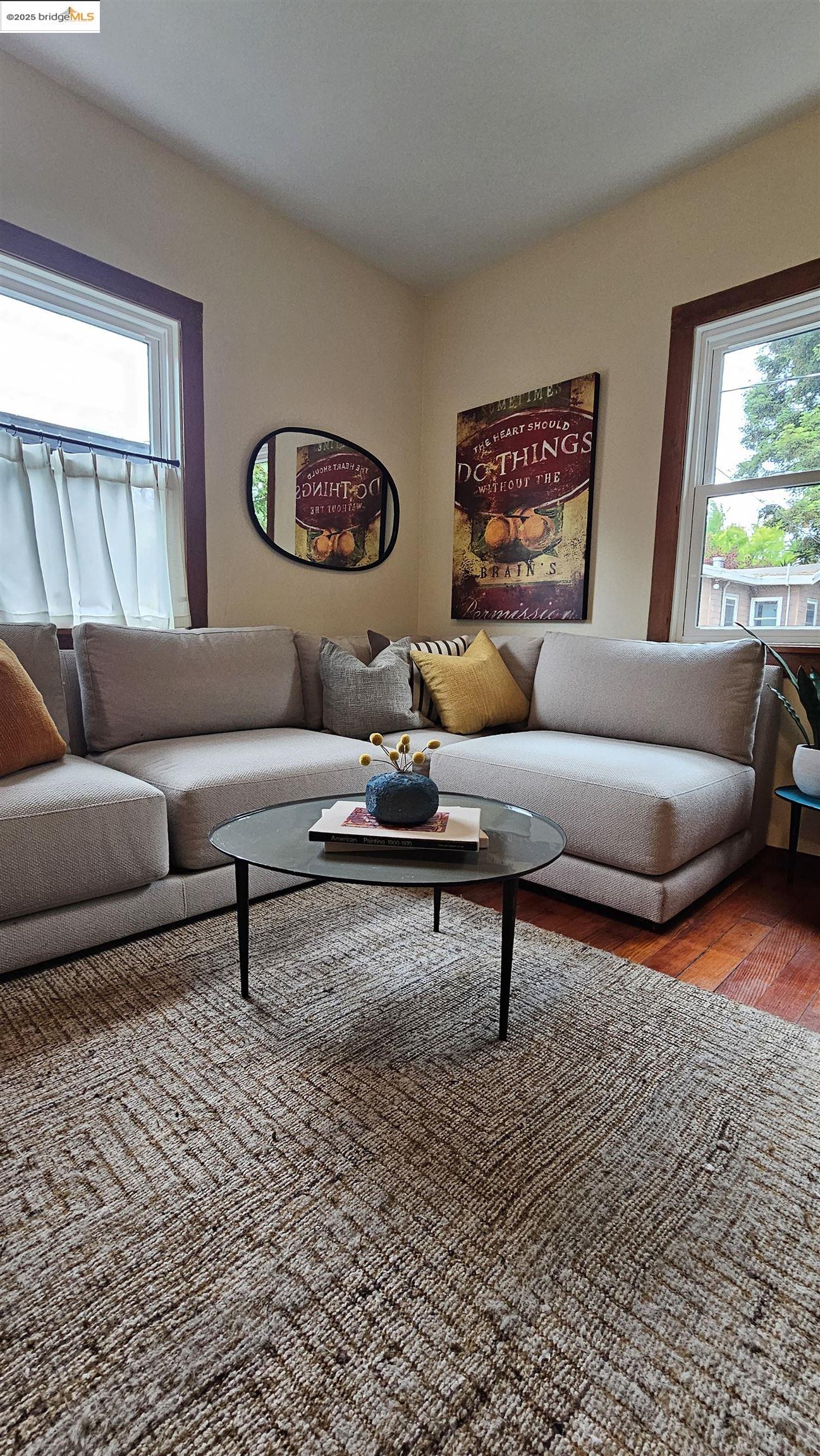 Detail Gallery Image 7 of 23 For 1130 Derby St, Berkeley,  CA 94702 - 1 Beds | 1 Baths