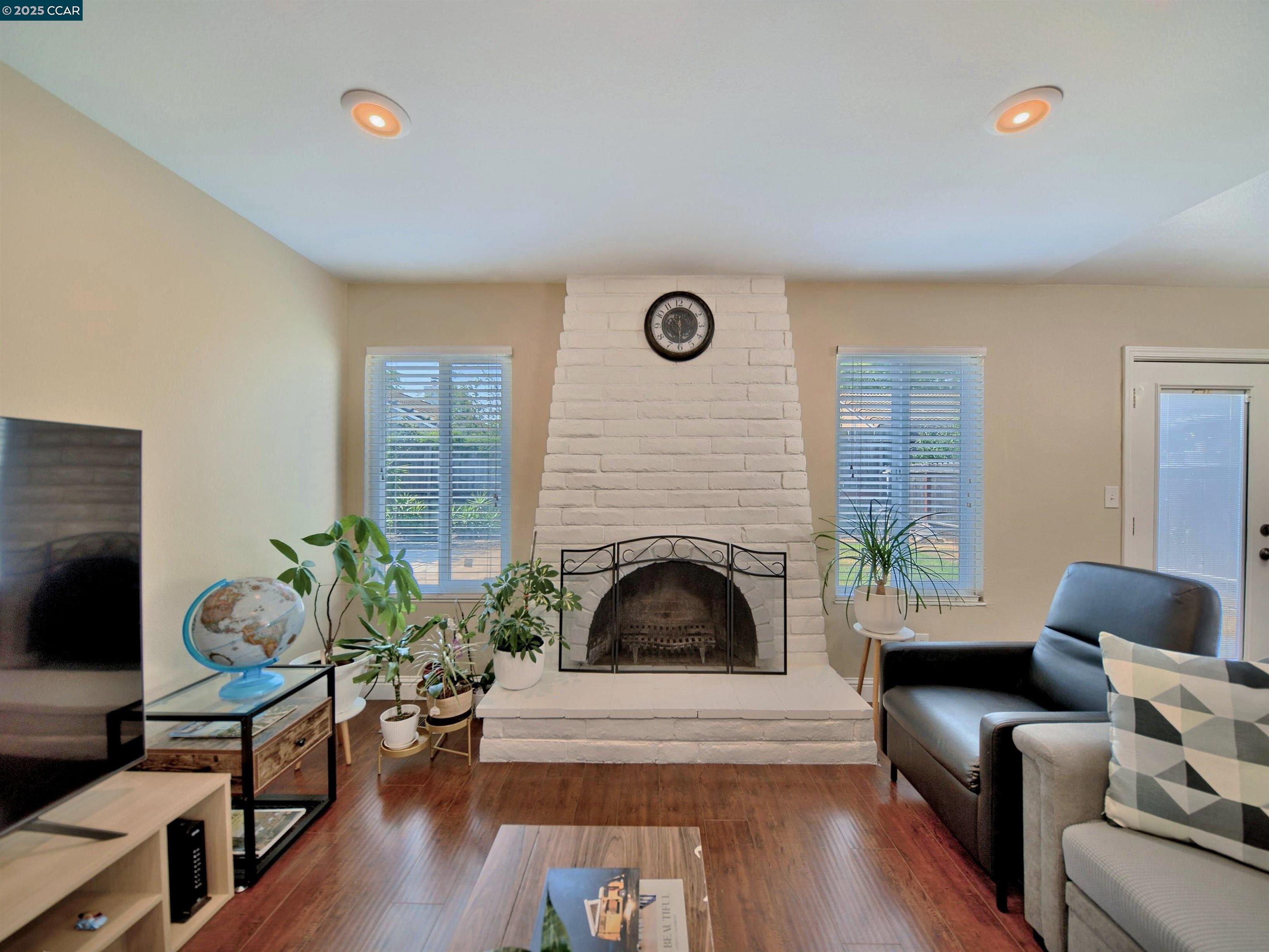 Detail Gallery Image 8 of 60 For 1809 Teresa Lane, Oakley,  CA 94561 - 4 Beds | 2 Baths