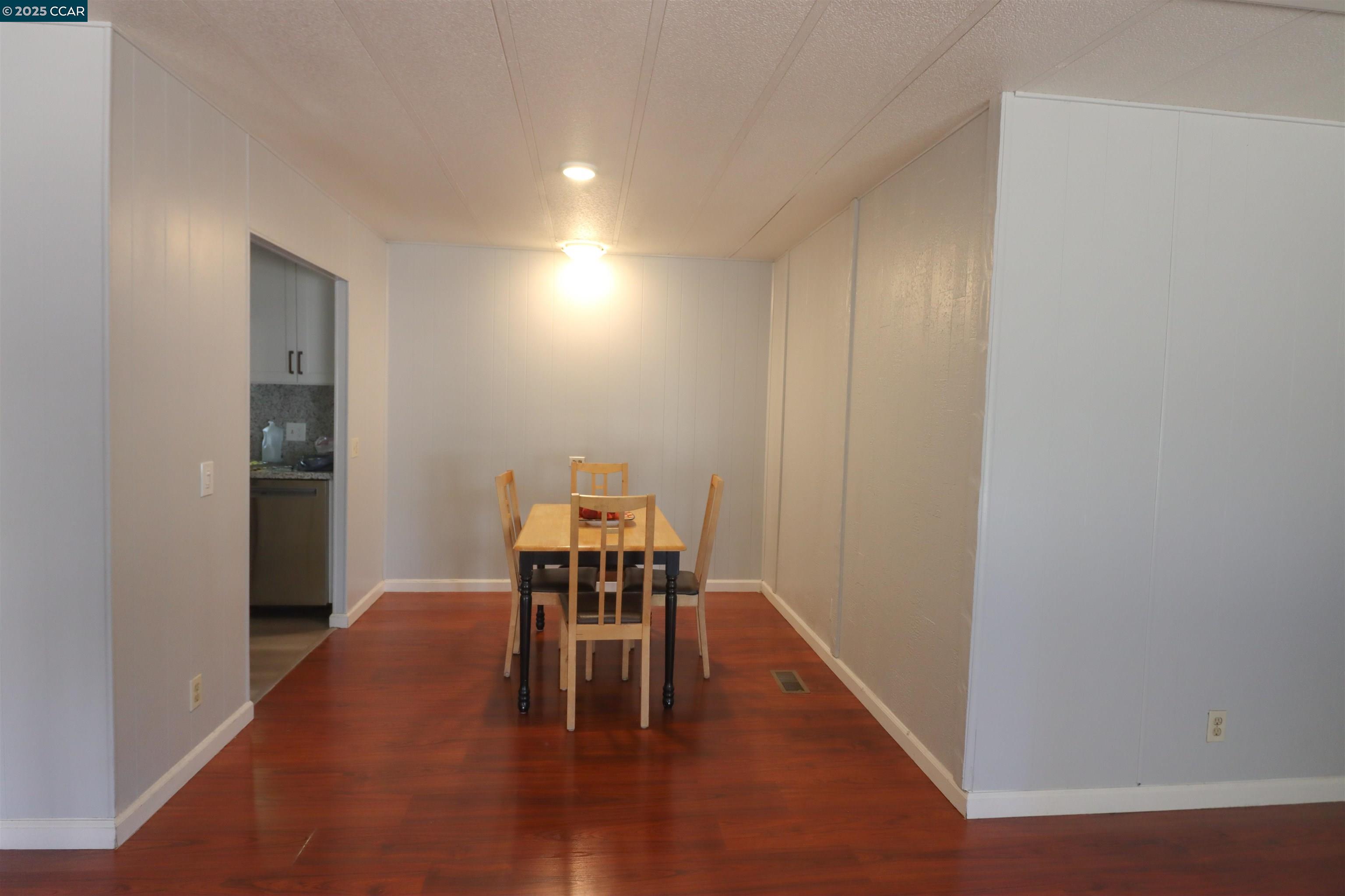 Detail Gallery Image 14 of 23 For 530 Captains Ct, Bay Point,  CA 94565 - 4 Beds | 2 Baths