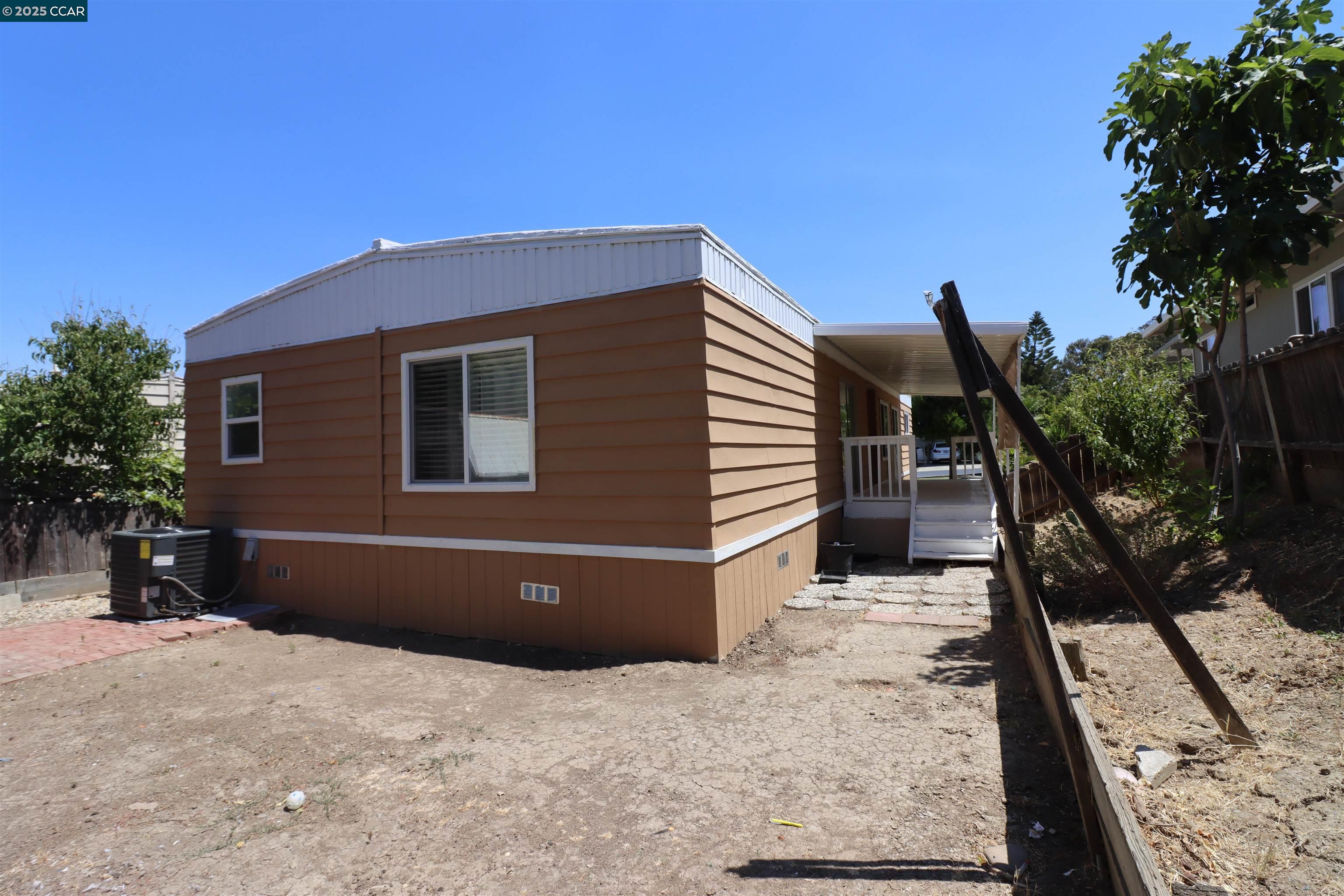 Detail Gallery Image 20 of 23 For 530 Captains Ct, Bay Point,  CA 94565 - 4 Beds | 2 Baths