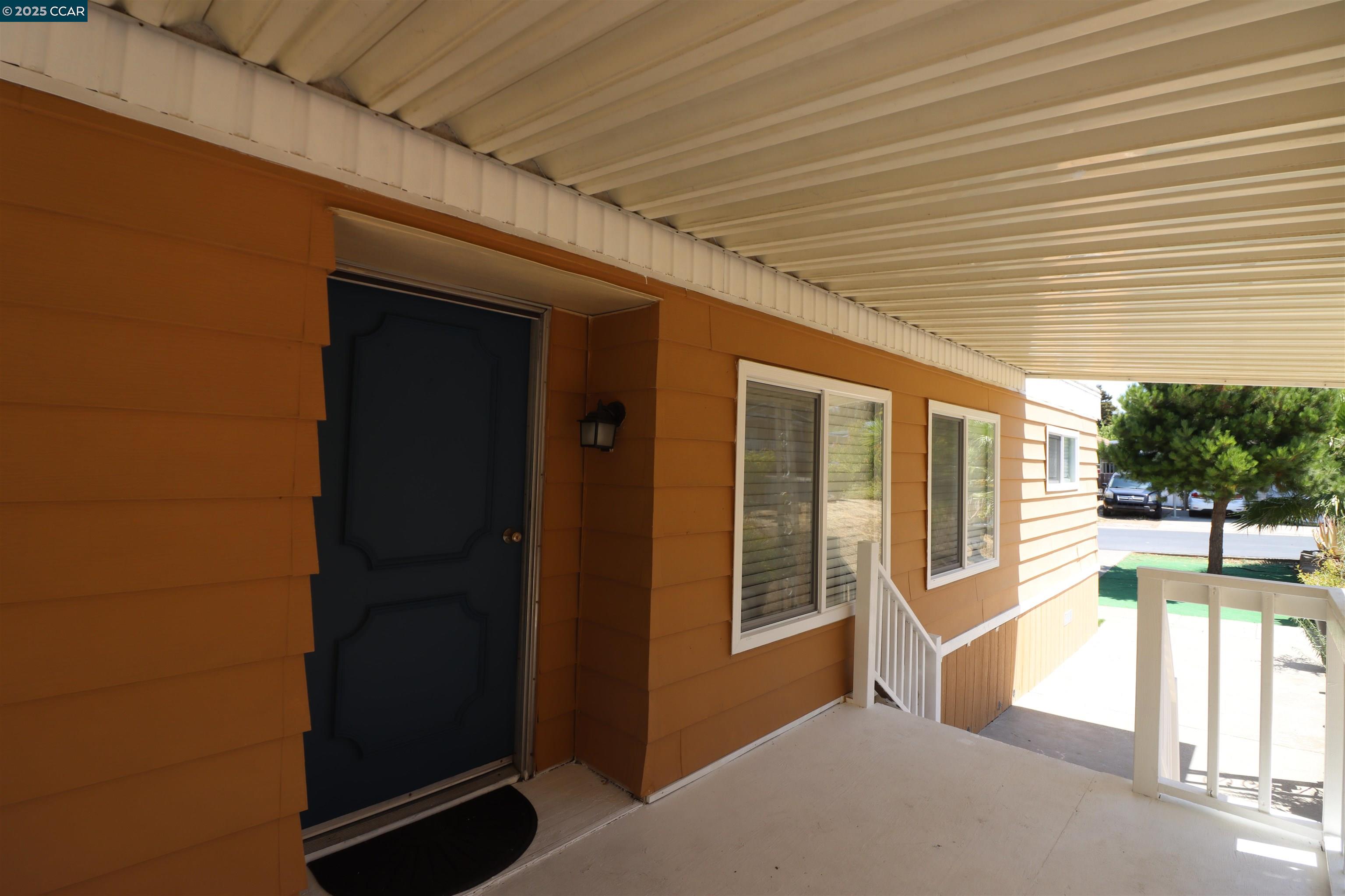 Detail Gallery Image 5 of 23 For 530 Captains Ct, Bay Point,  CA 94565 - 4 Beds | 2 Baths