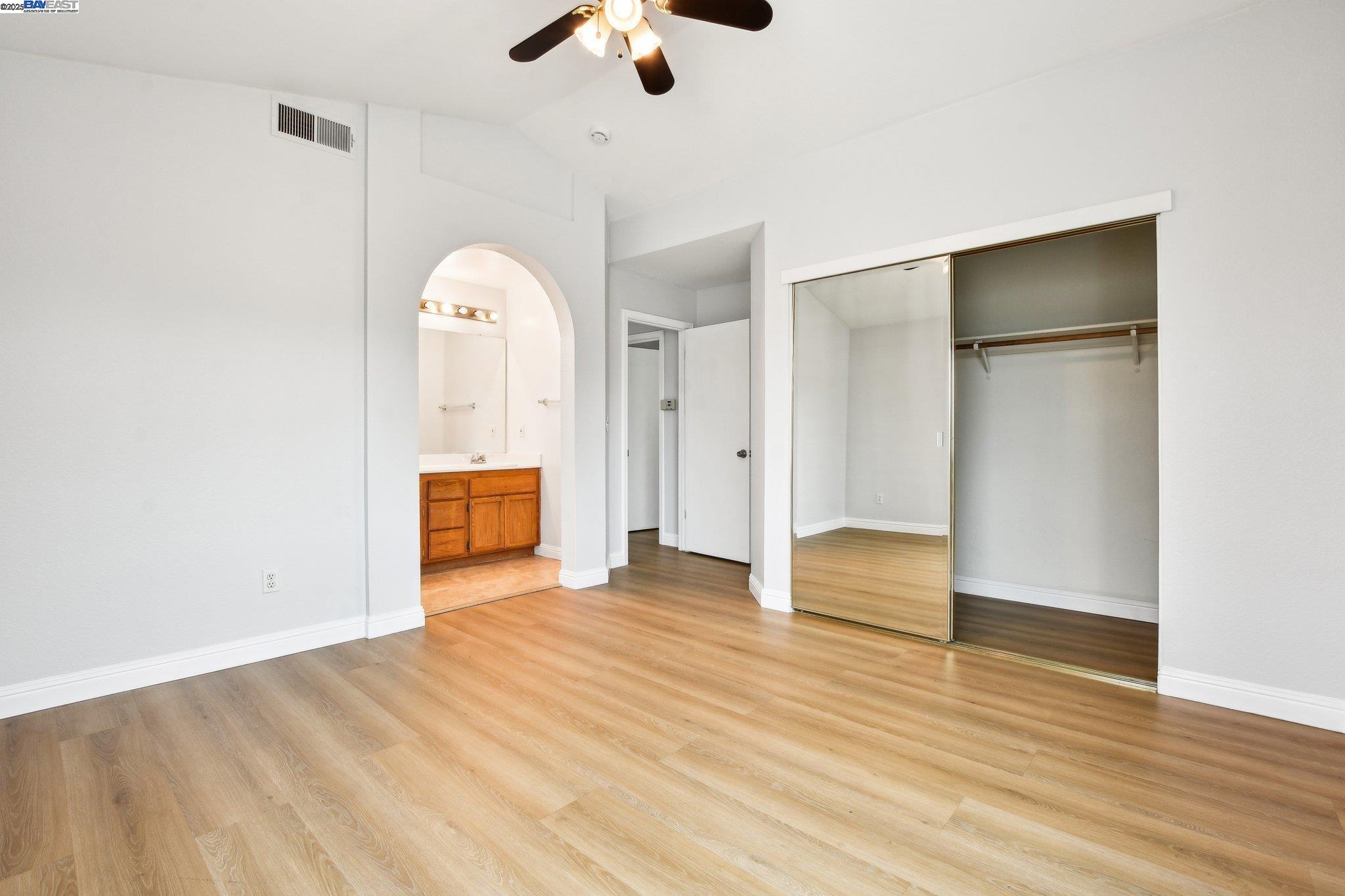 Detail Gallery Image 17 of 35 For 8935 Cypress View Way, Elk Grove,  CA 95758 - 4 Beds | 2/1 Baths