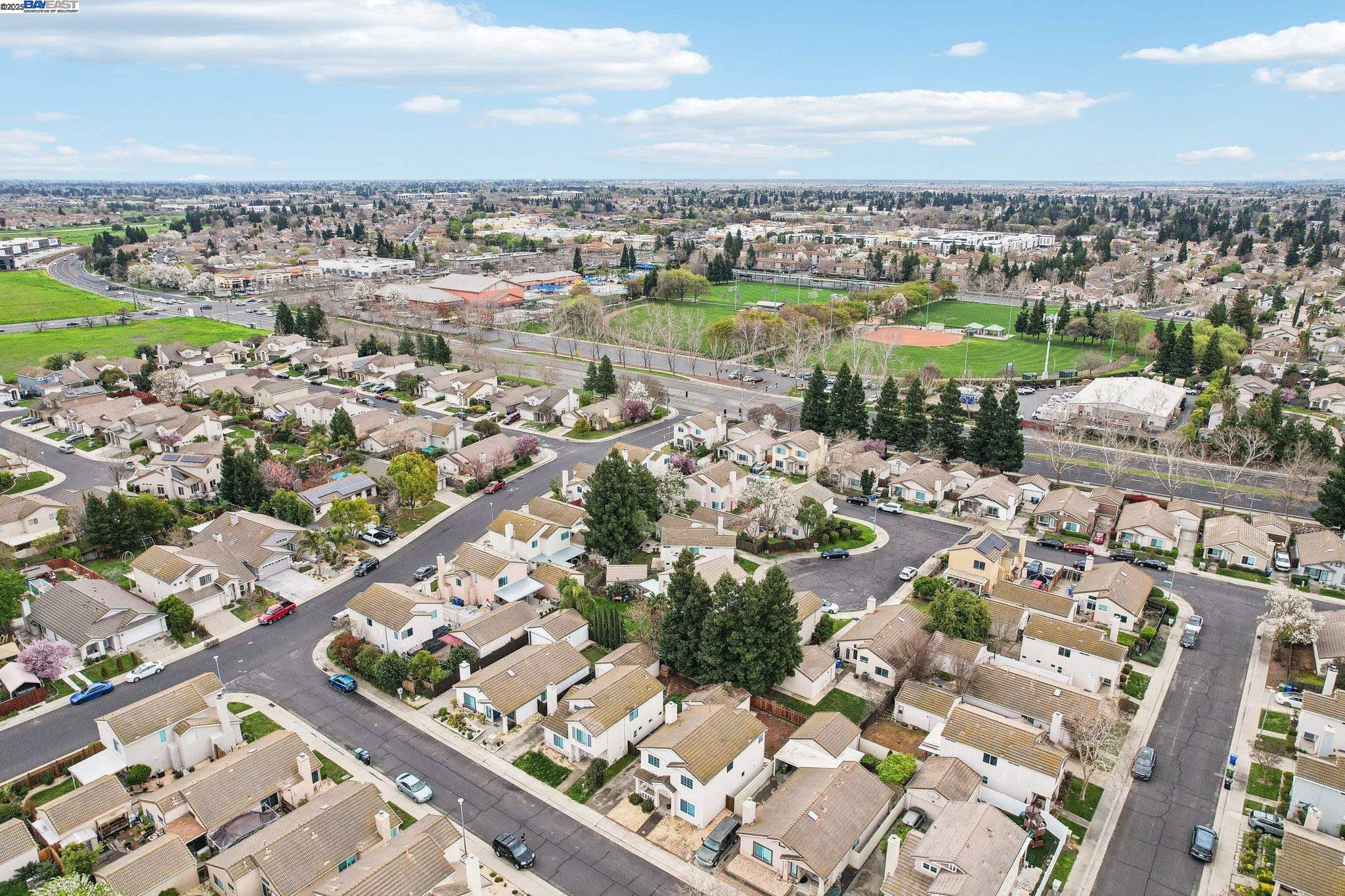 Detail Gallery Image 31 of 35 For 8935 Cypress View Way, Elk Grove,  CA 95758 - 4 Beds | 2/1 Baths