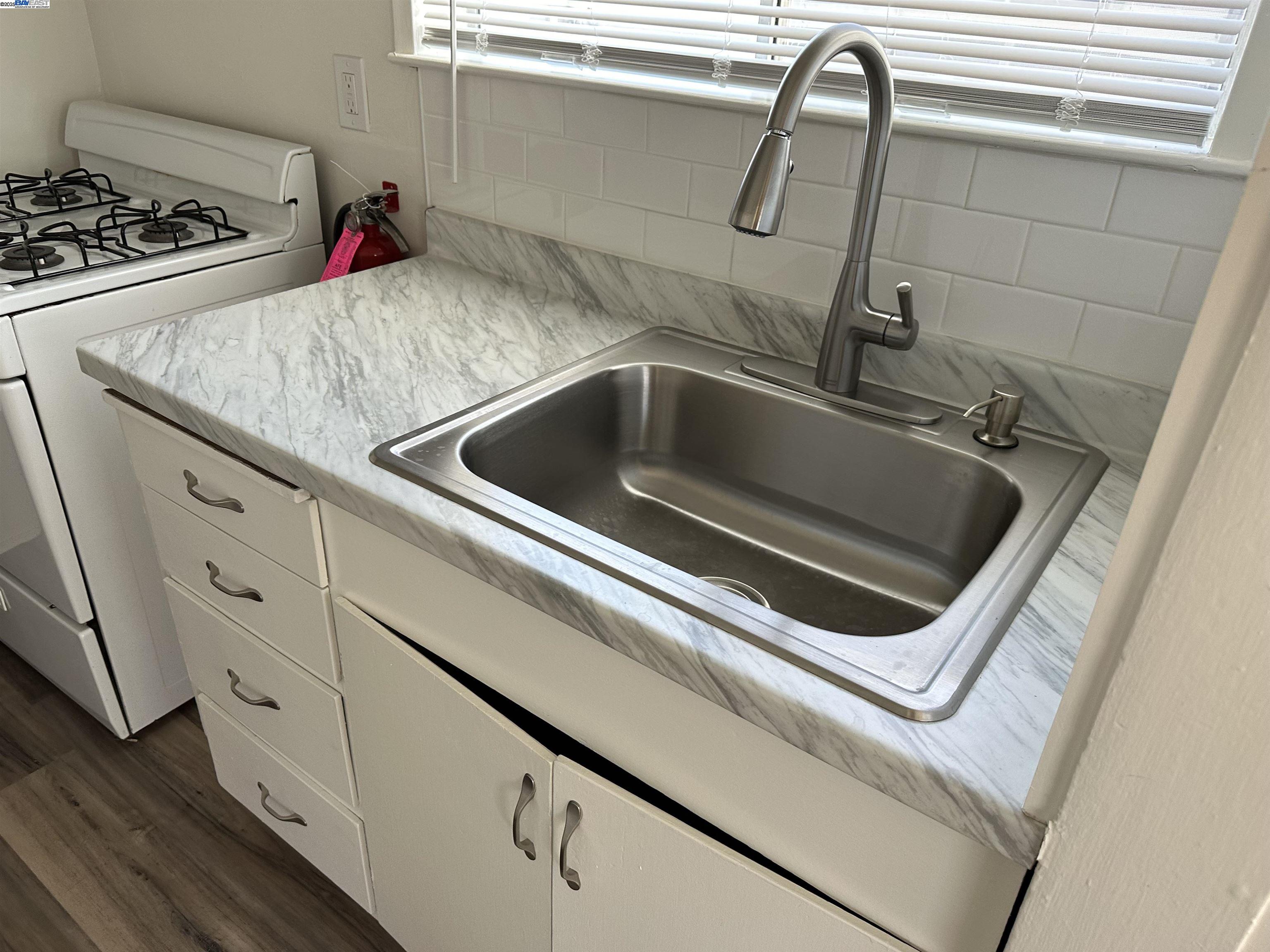 Photo #4: 41105061 Listing 