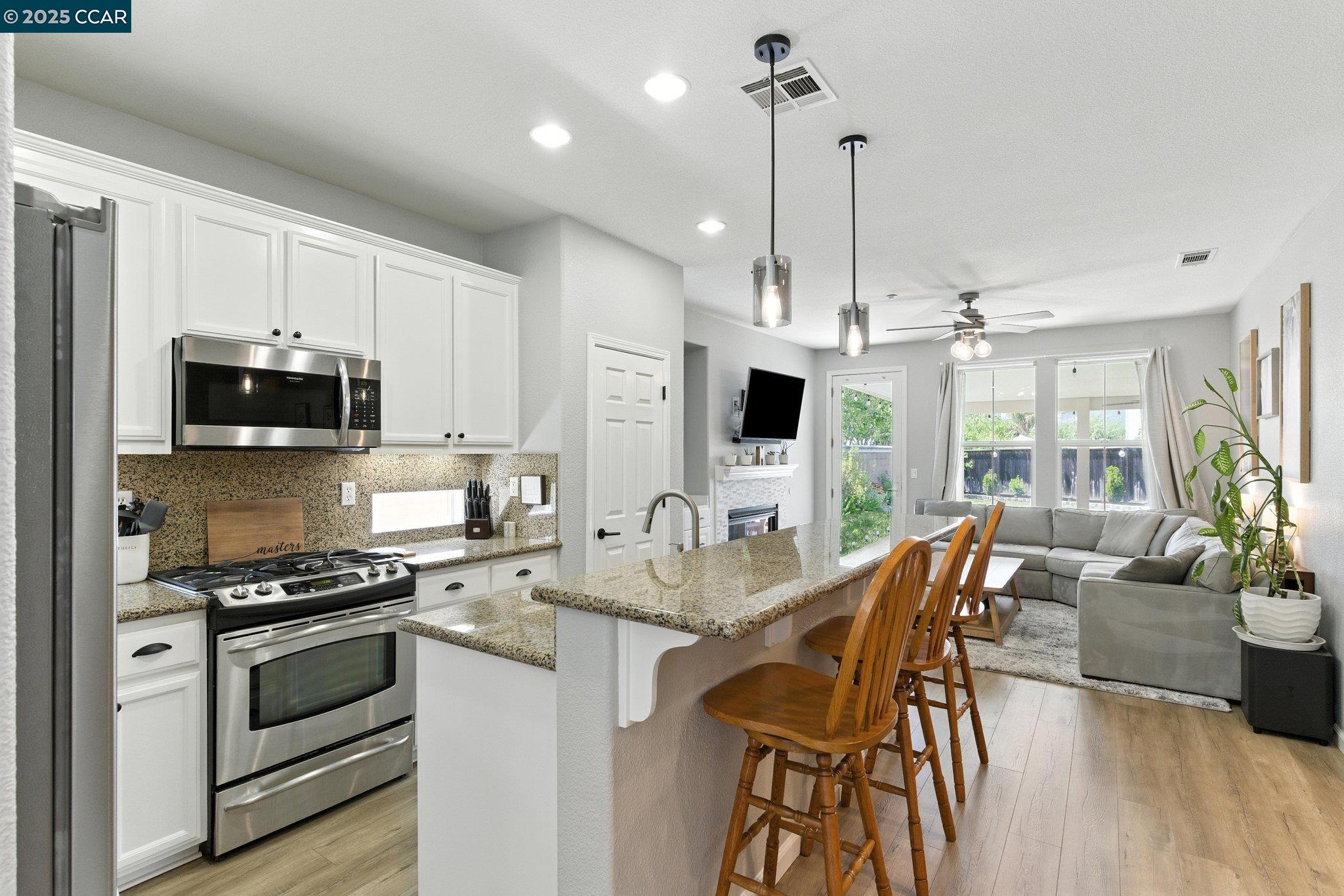 Detail Gallery Image 13 of 47 For 50 Safflower Ct, Oakley,  CA 94561 - 3 Beds | 2 Baths