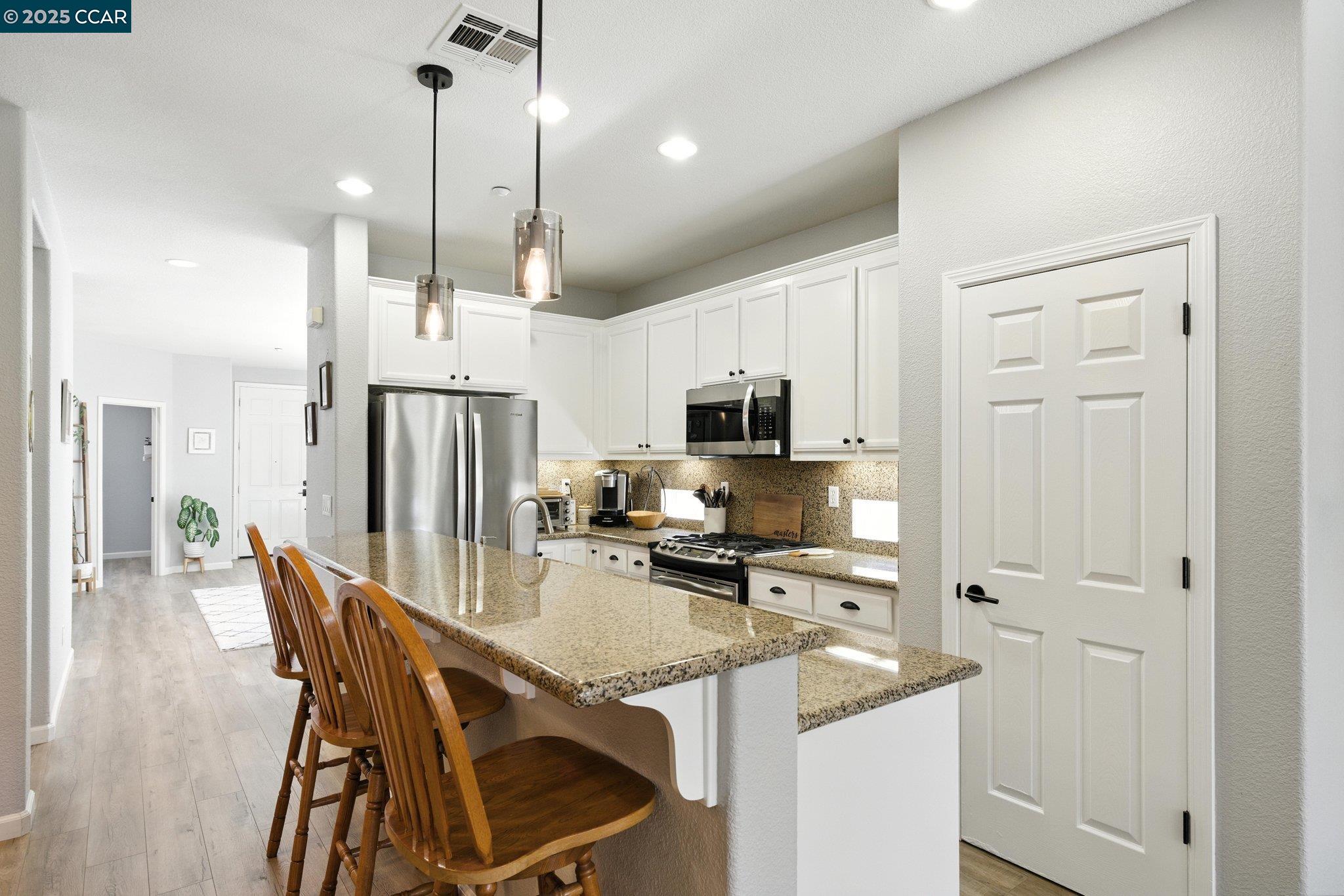 Detail Gallery Image 14 of 47 For 50 Safflower Ct, Oakley,  CA 94561 - 3 Beds | 2 Baths