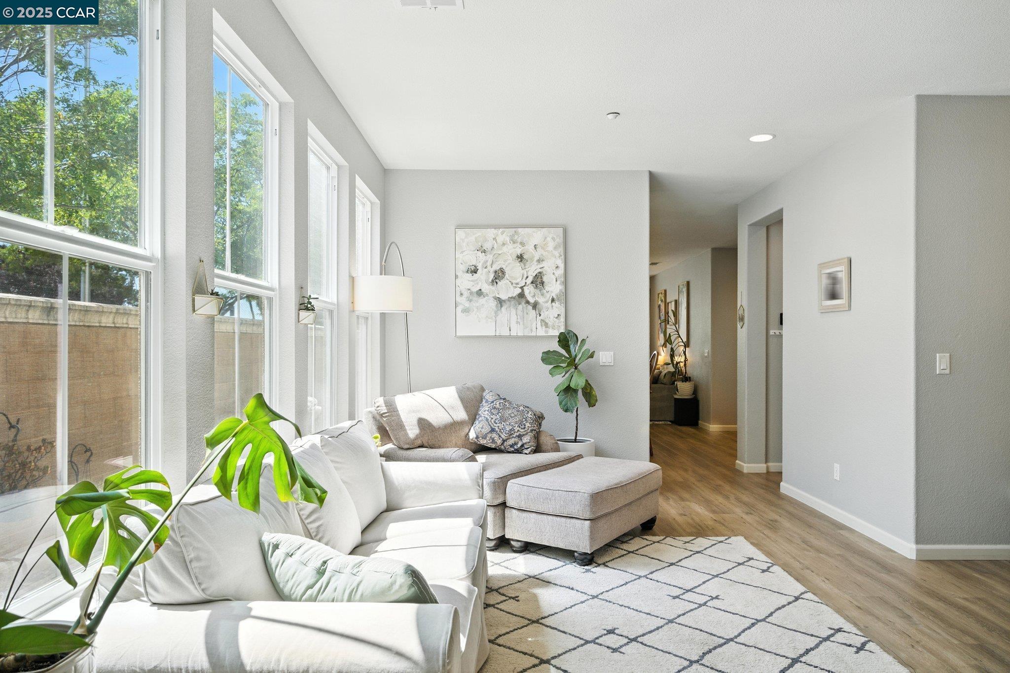 Detail Gallery Image 7 of 47 For 50 Safflower Ct, Oakley,  CA 94561 - 3 Beds | 2 Baths