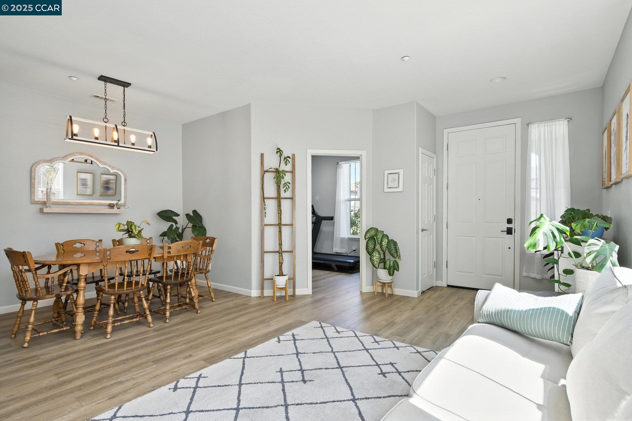 Detail Gallery Image 9 of 47 For 50 Safflower Ct, Oakley,  CA 94561 - 3 Beds | 2 Baths