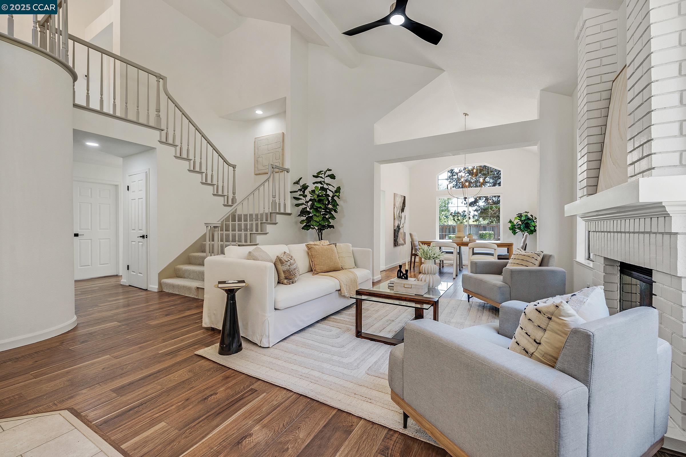Detail Gallery Image 3 of 54 For 1373 Fountain Springs Cir, Danville,  CA 94526 - 4 Beds | 3 Baths