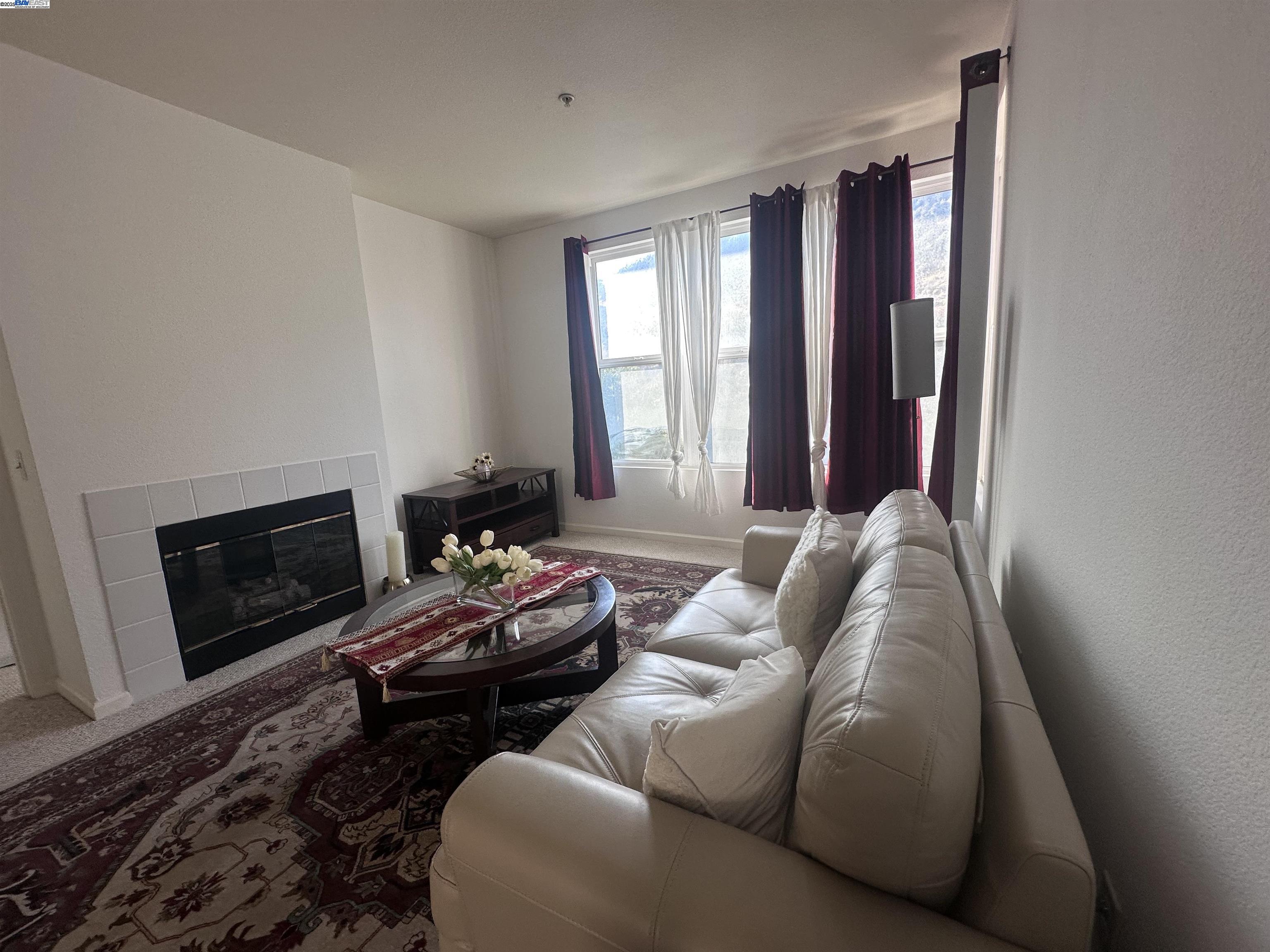 Detail Gallery Image 4 of 6 For 1 Crescent Way #1402,  San Francisco,  CA 94134 - 2 Beds | 2 Baths