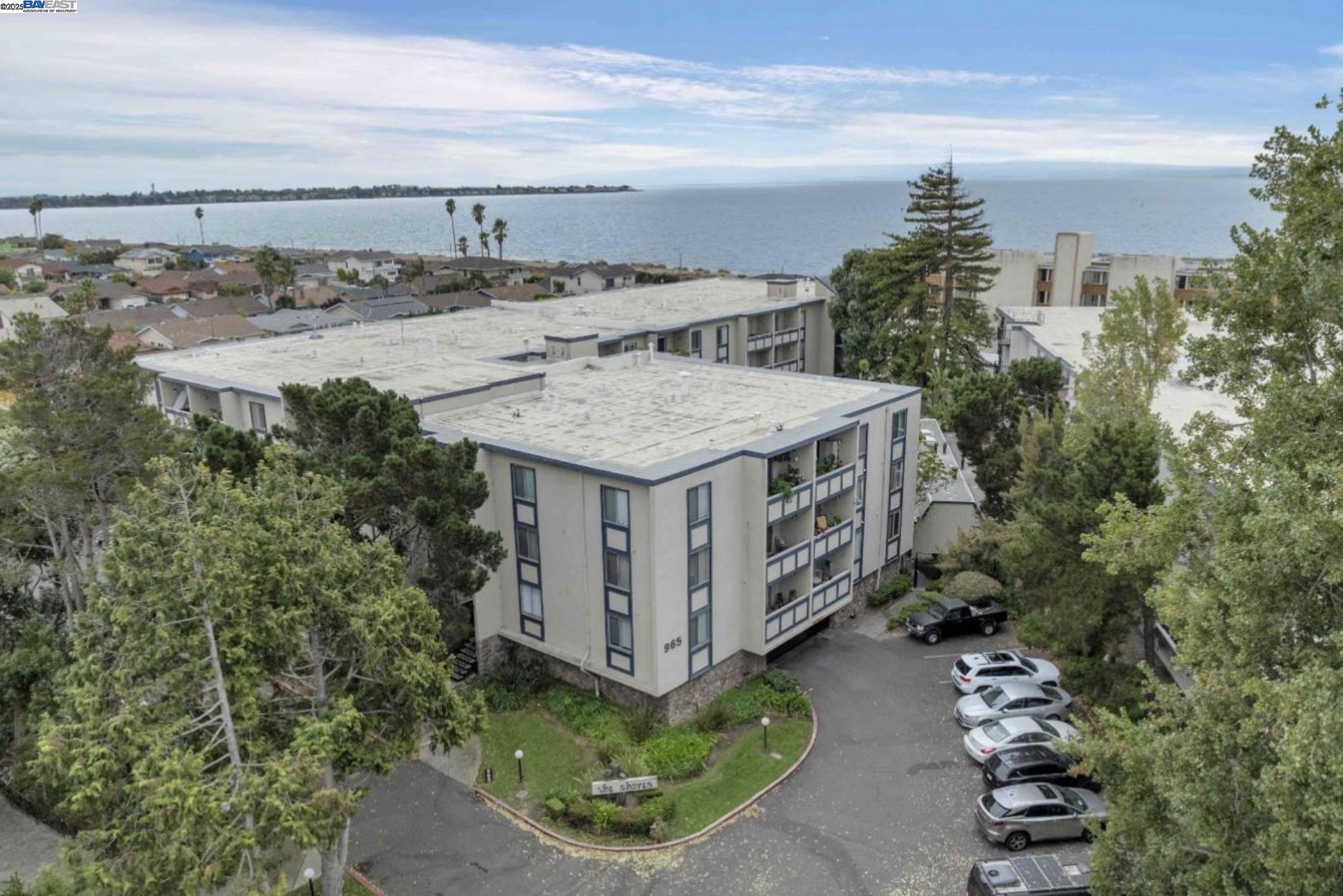 Detail Gallery Image 20 of 28 For 965 Shorepoint Ct #200, Alameda,  CA 94501 - 1 Beds | 1/1 Baths