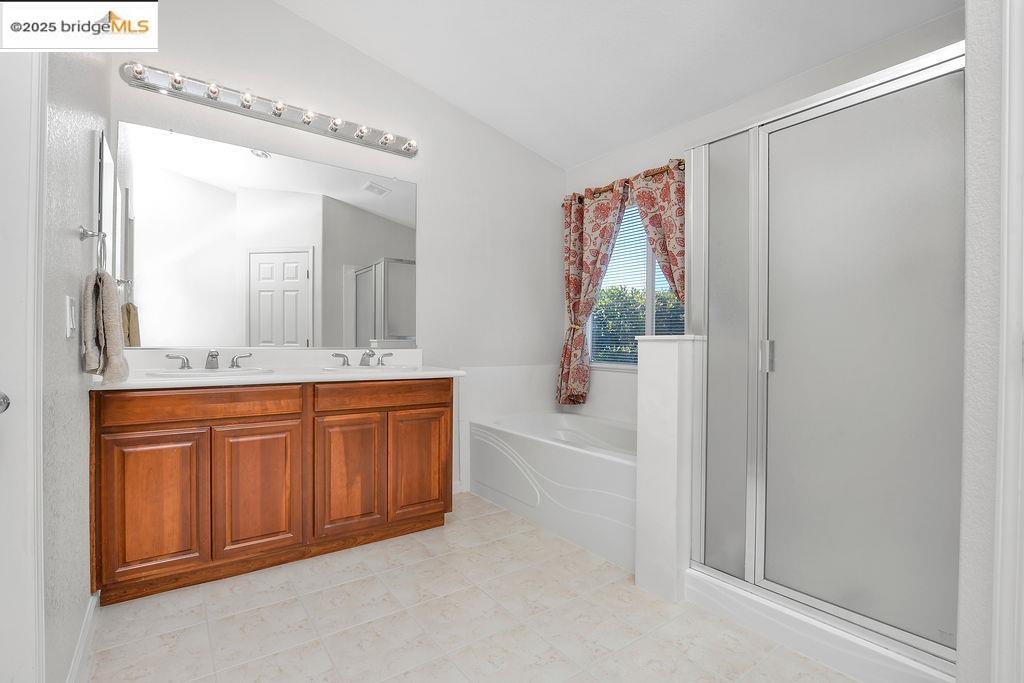 Detail Gallery Image 19 of 35 For 4619 Menona Court, Antioch,  CA 94531-9417 - 4 Beds | 2/1 Baths