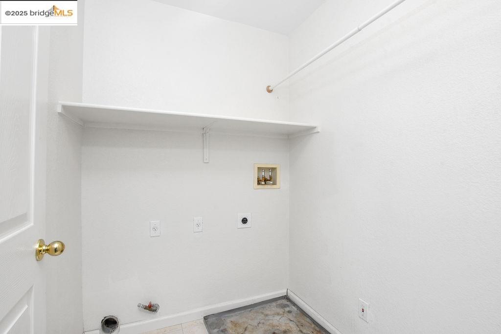 Detail Gallery Image 29 of 35 For 4619 Menona Court, Antioch,  CA 94531-9417 - 4 Beds | 2/1 Baths